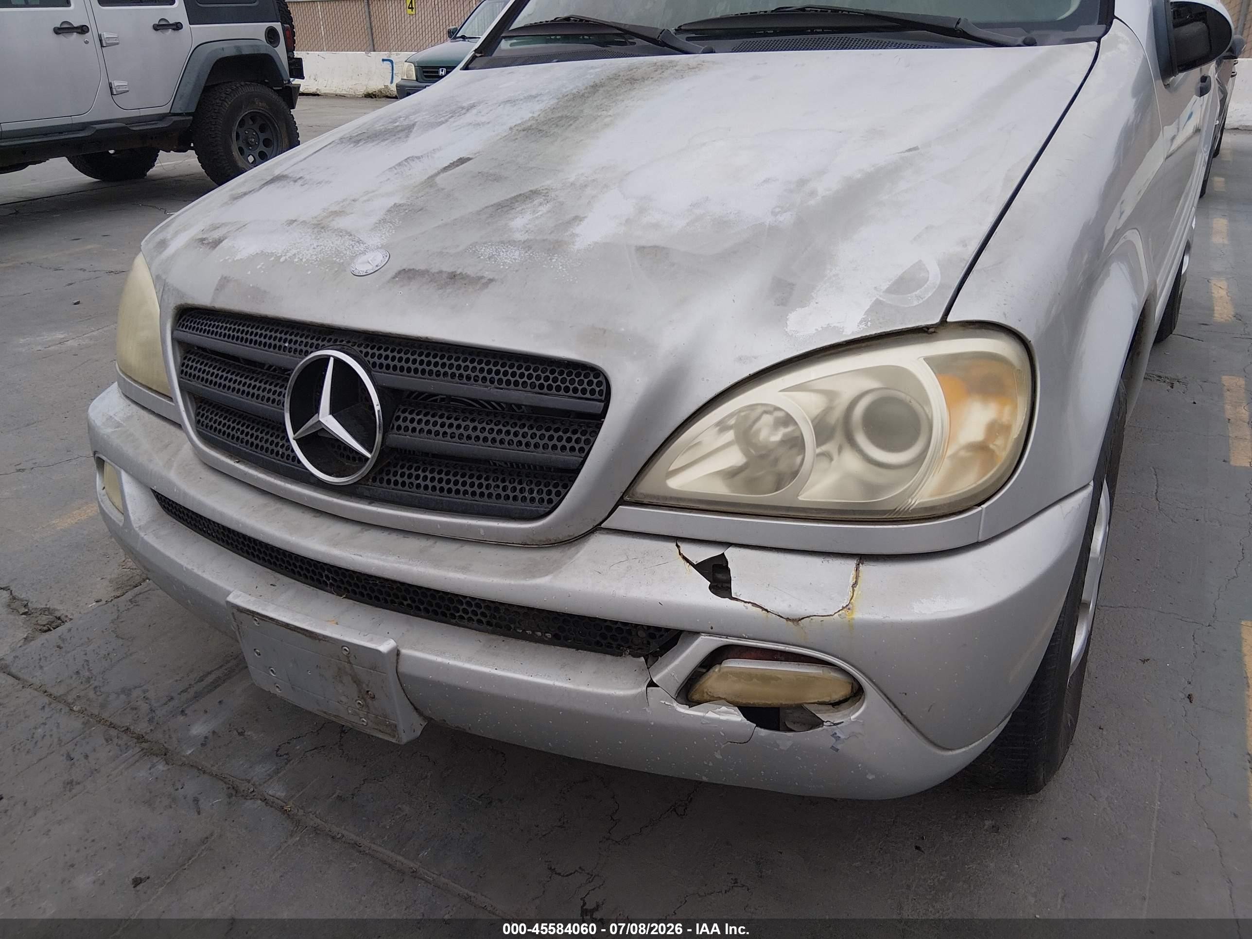 2002 Mercedes-benz Ml 320   Silver vin: 4JGAB54E22A304313