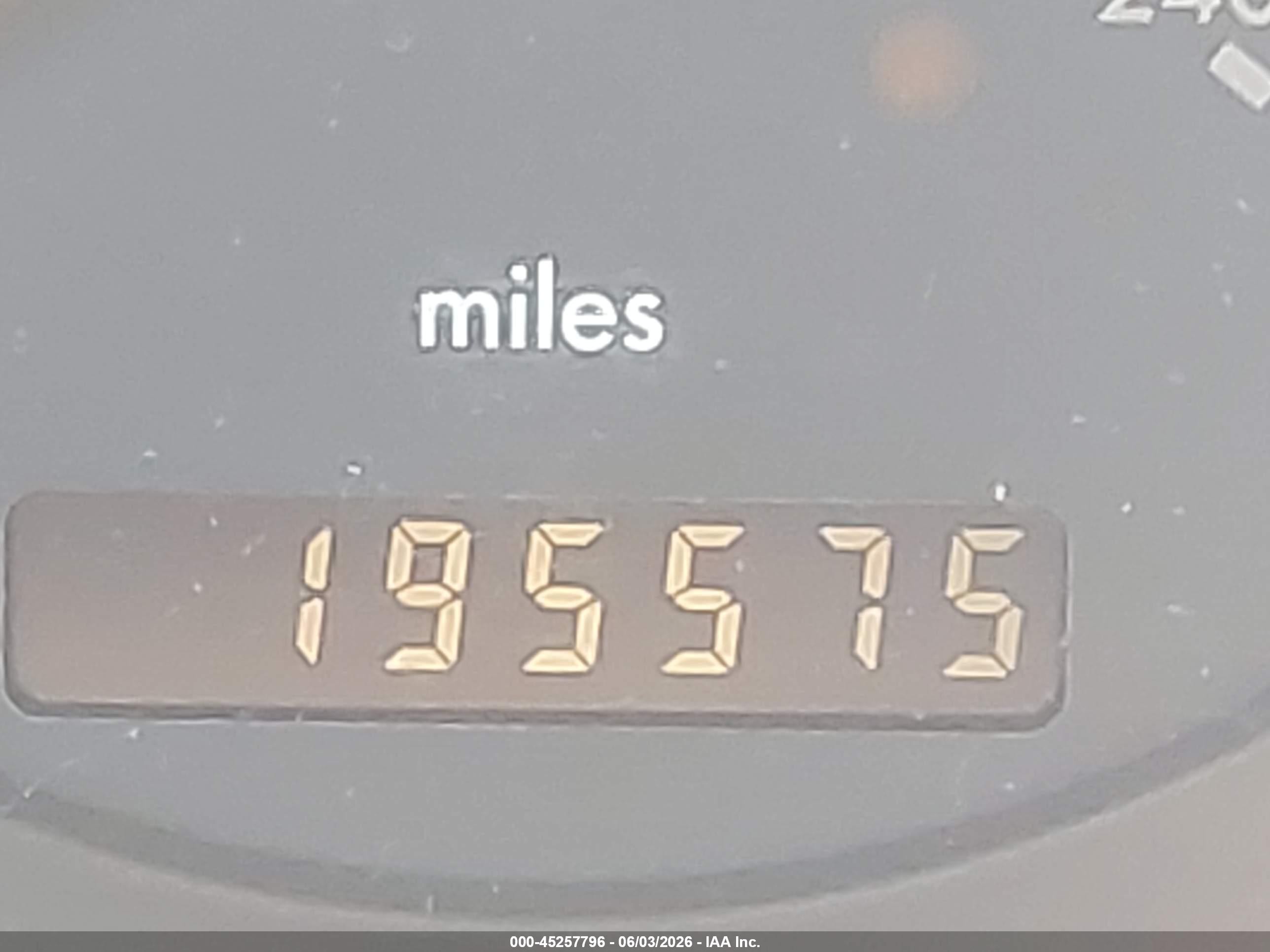 2002 Mercedes-benz Ml 320   Black vin: 4JGAB54E22A316414