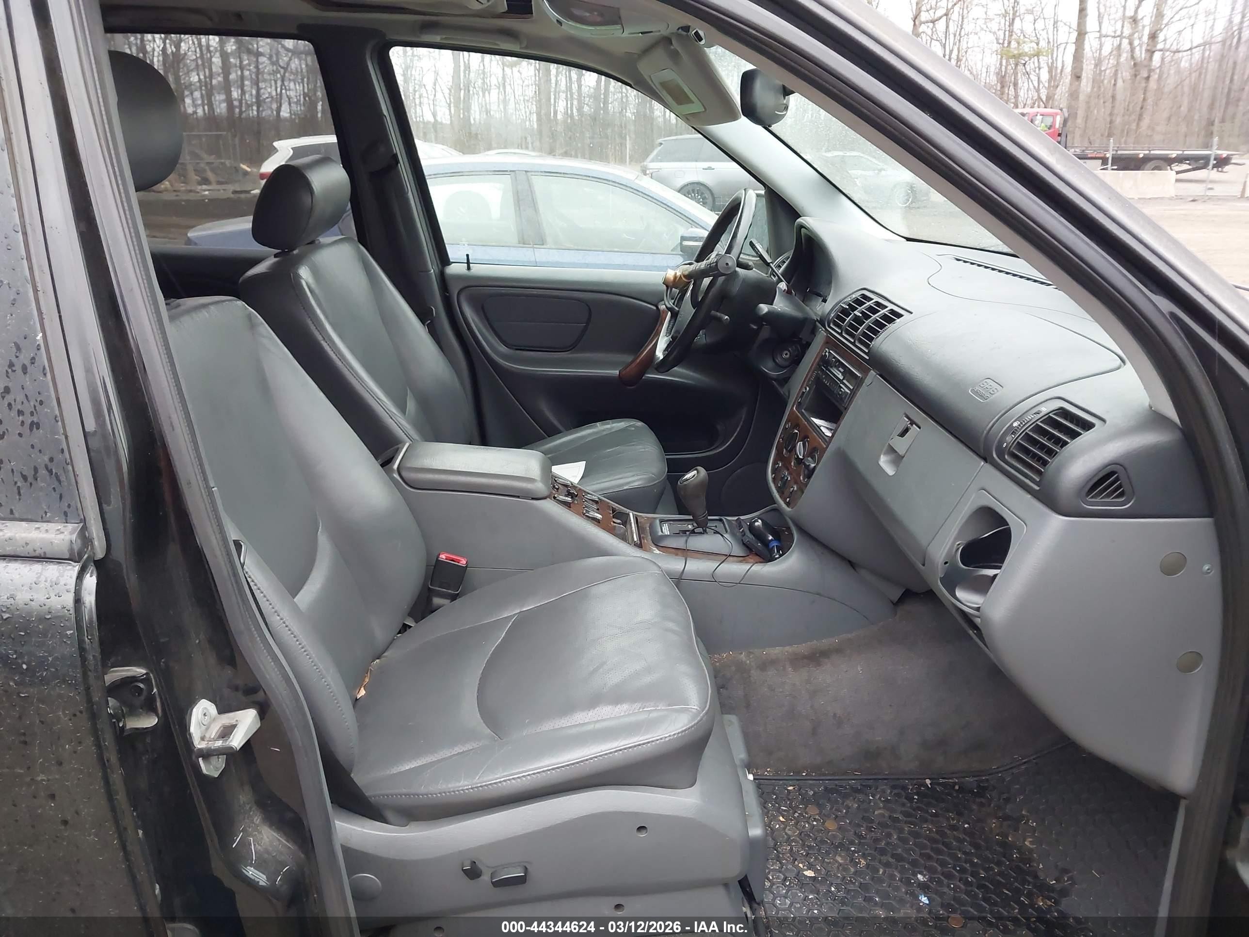1999 Mercedes-benz Ml 320   Black vin: 4JGAB54E2XA058113