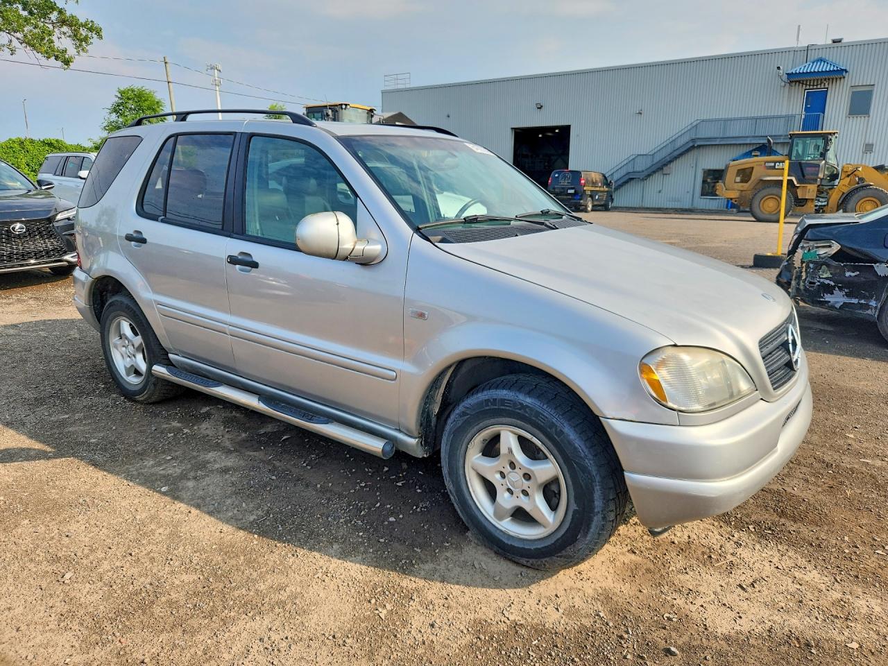 1999 Mercedes-benz Ml 320 Silver vin: 4JGAB54E2XA061190