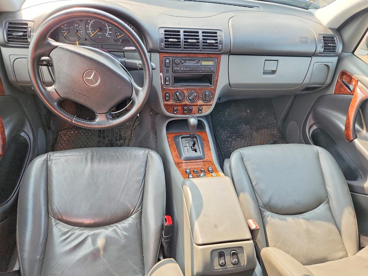 1999 Mercedes-benz Ml 320 Silver vin: 4JGAB54E2XA061190