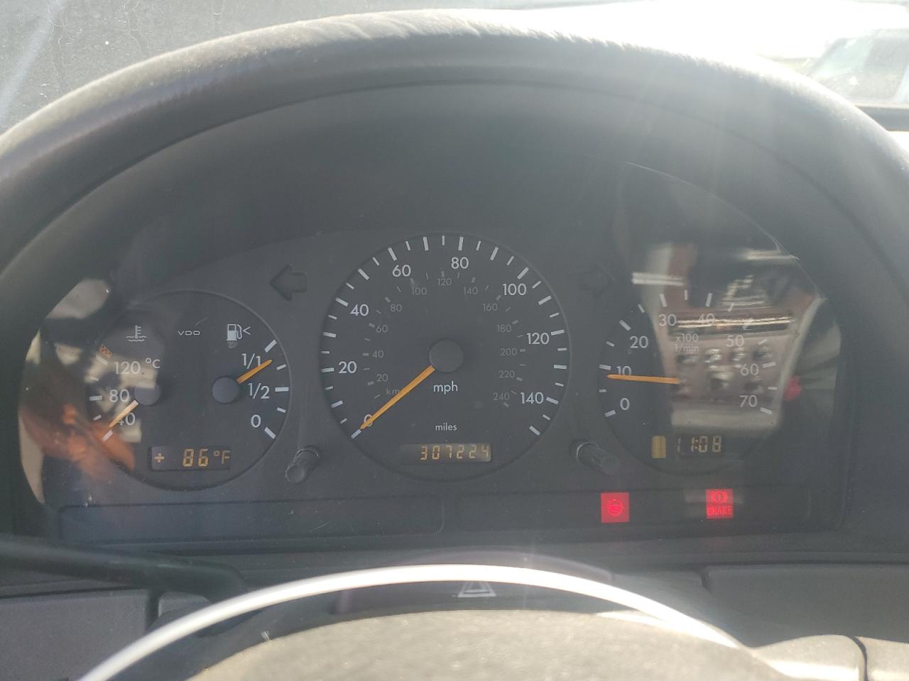 1999 Mercedes-benz Ml 320 Черный vin: 4JGAB54E2XA142397