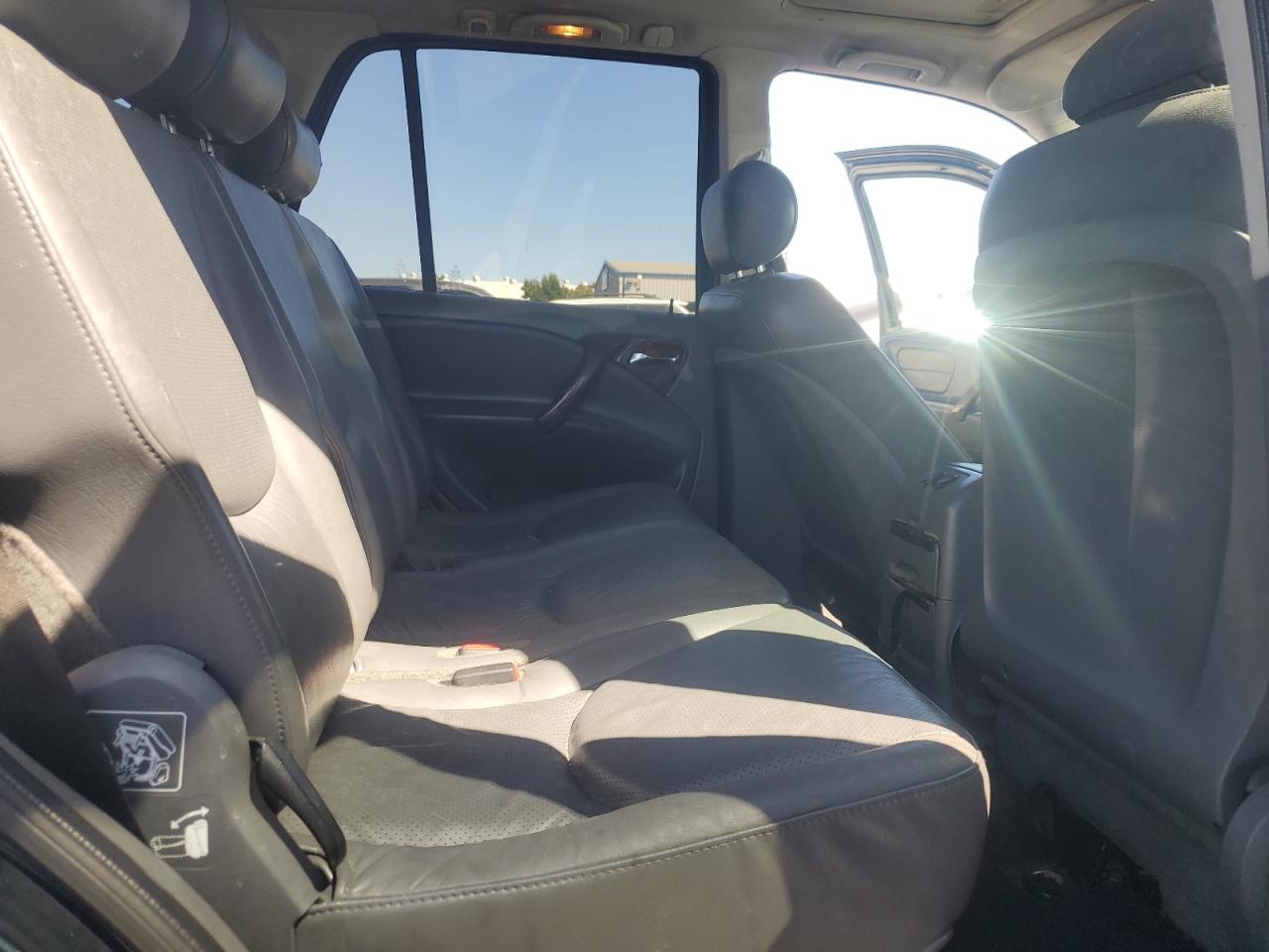 1999 Mercedes-benz Ml 320 Черный vin: 4JGAB54E2XA142397