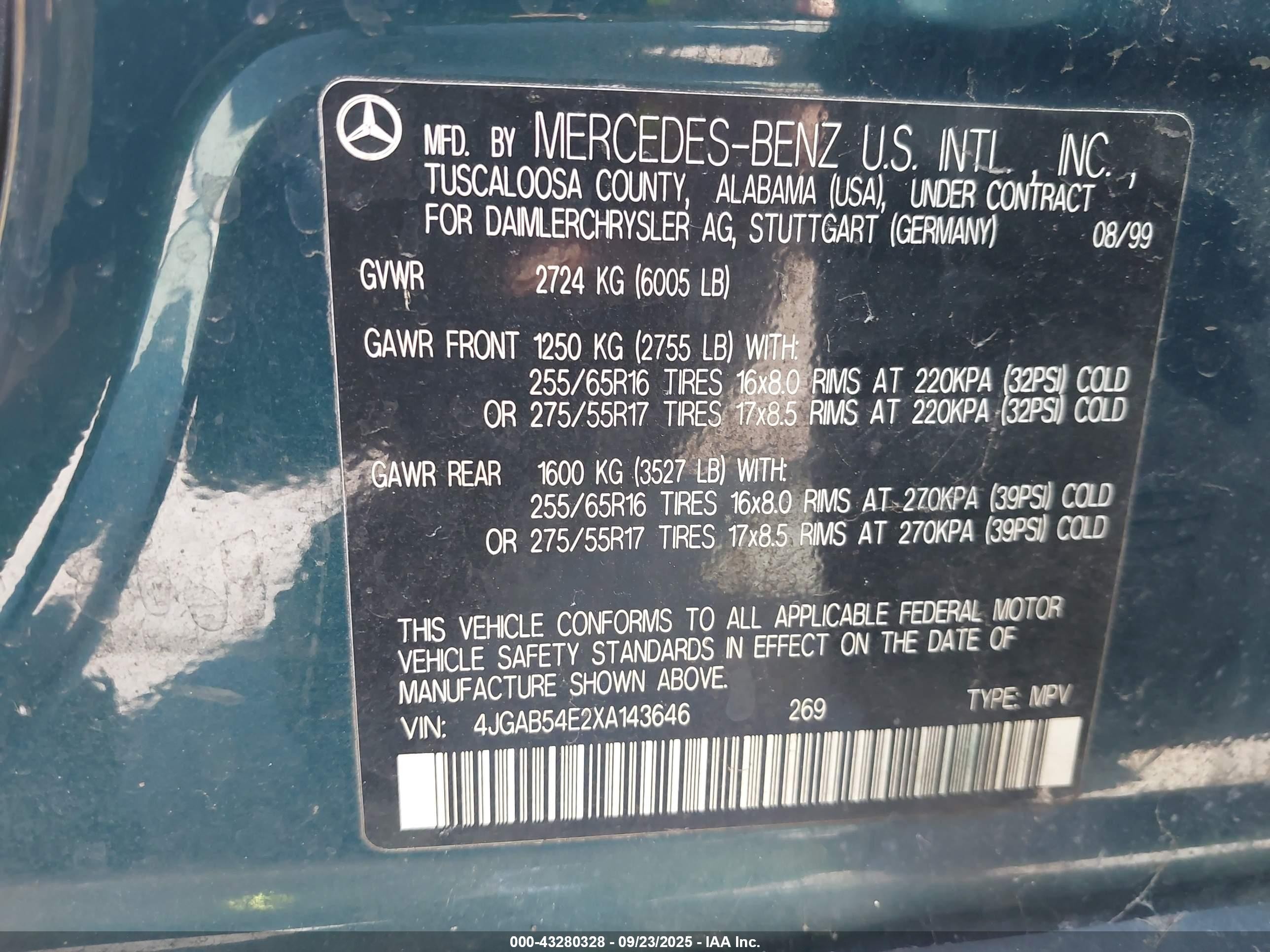 1999 Mercedes-benz Ml 320   Green vin: 4JGAB54E2XA143646