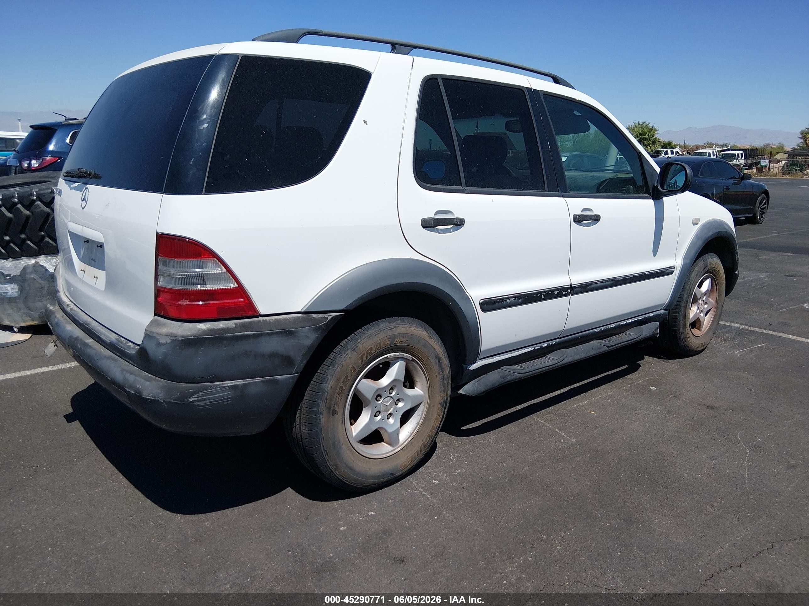 1998 Mercedes-benz Ml 320 Classic Белый vin: 4JGAB54E3WA026463