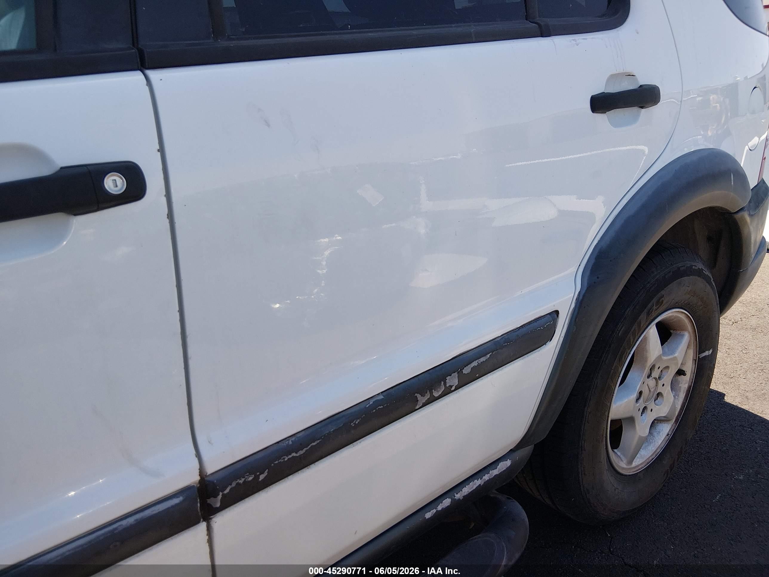 1998 Mercedes-benz Ml 320 Classic Белый vin: 4JGAB54E3WA026463