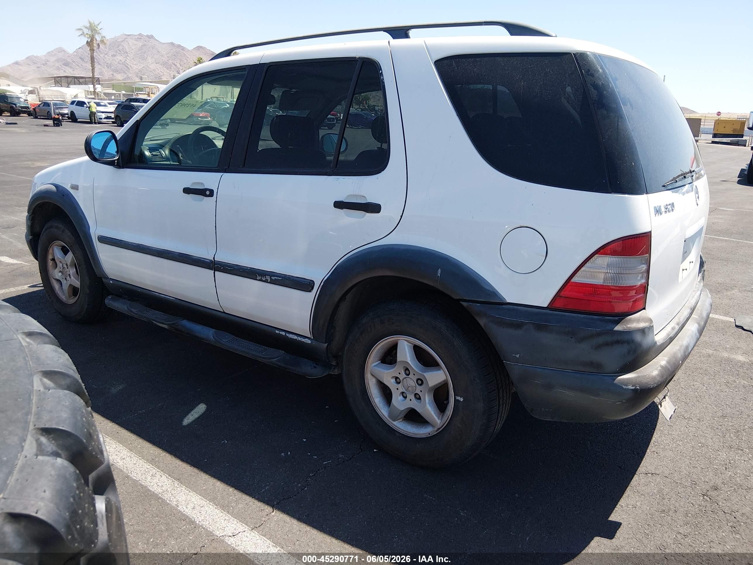 1998 Mercedes-benz Ml 320 Classic Белый vin: 4JGAB54E3WA026463