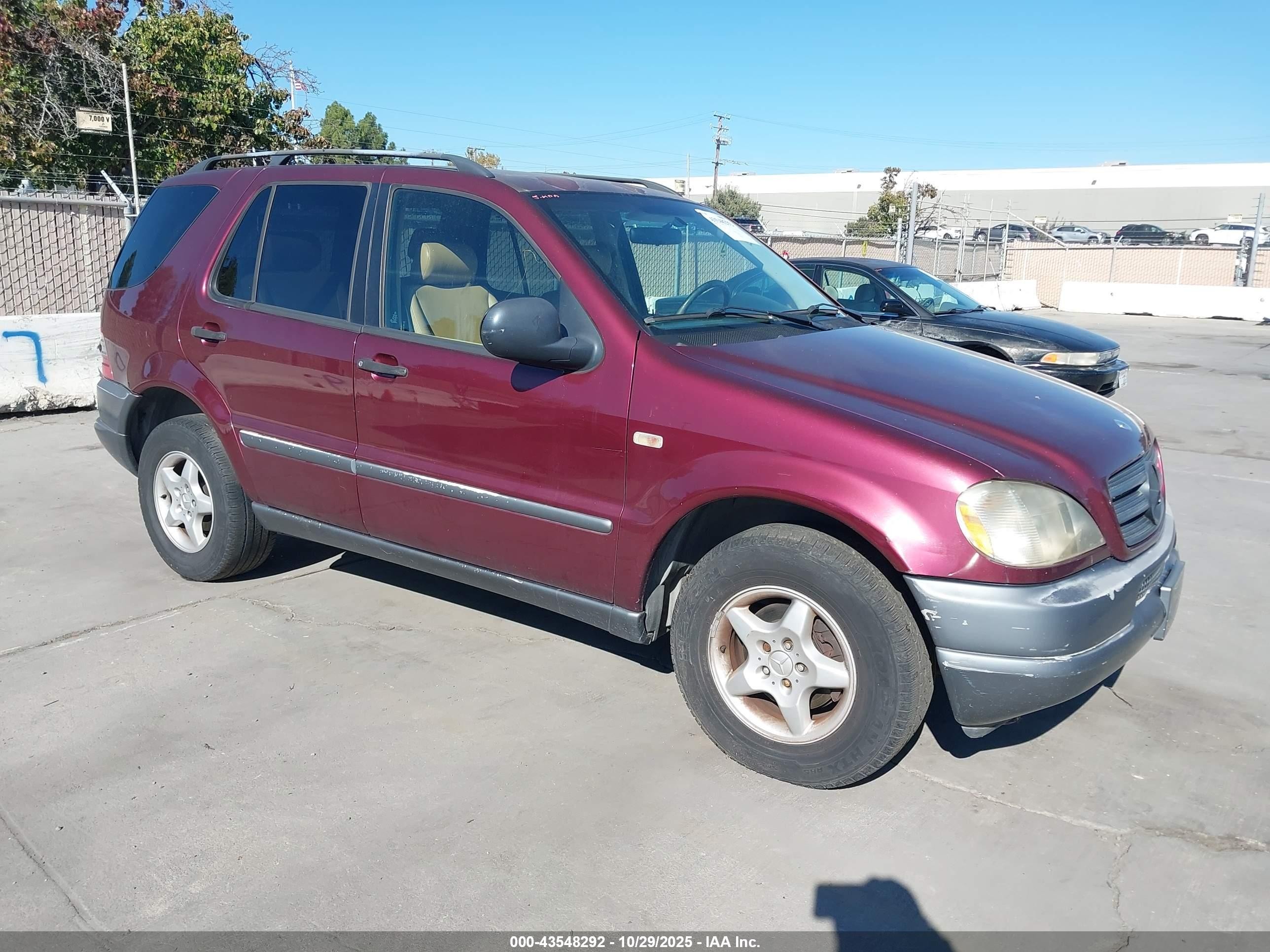 1999 Mercedes-benz Ml 320   Бордовый vin: 4JGAB54E3XA100532