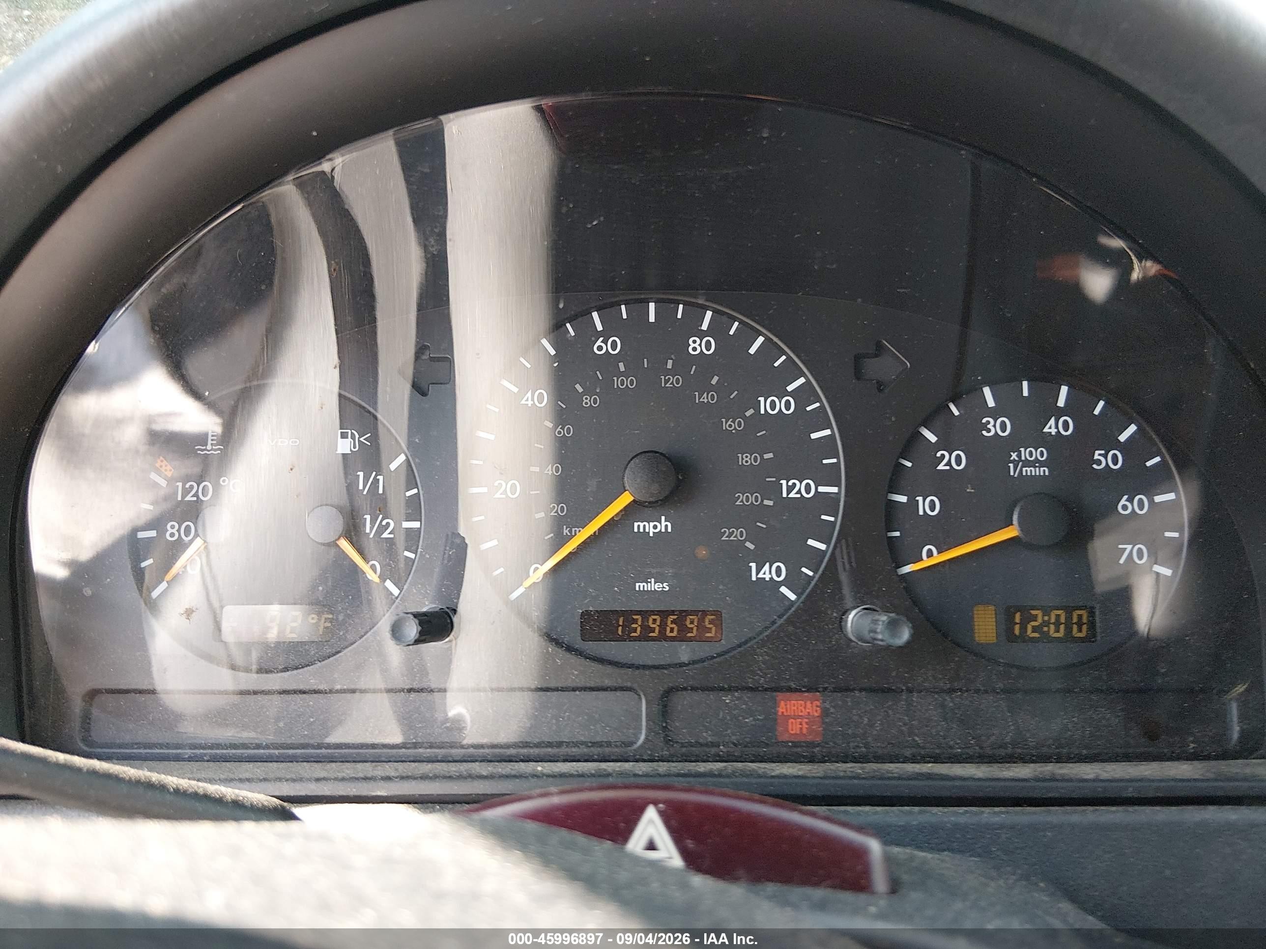 2001 Mercedes-benz Ml 320   Silver vin: 4JGAB54E41A286167