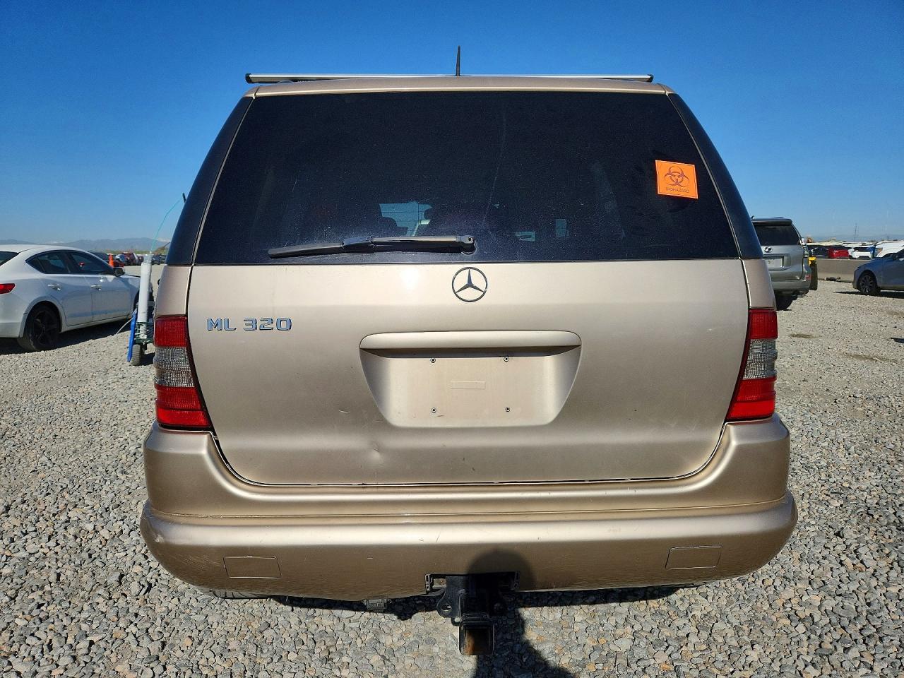 2001 Mercedes-benz Ml 320 Gold vin: 4JGAB54E51A247152
