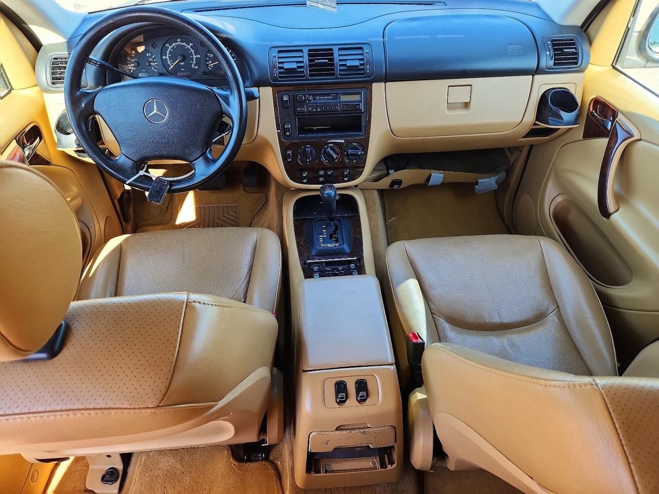 1999 Mercedes-benz Ml 320 White vin: 4JGAB54E5XA080557