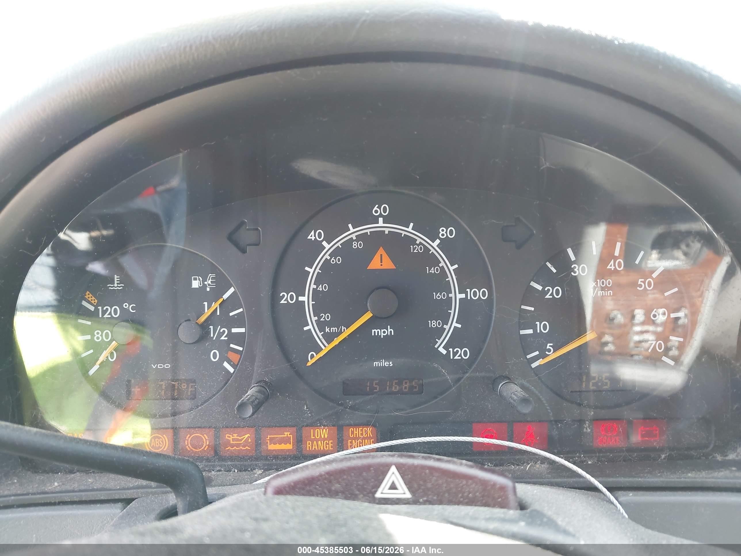 1999 Mercedes-benz Ml 320 Maroon vin: 4JGAB54E5XA098718