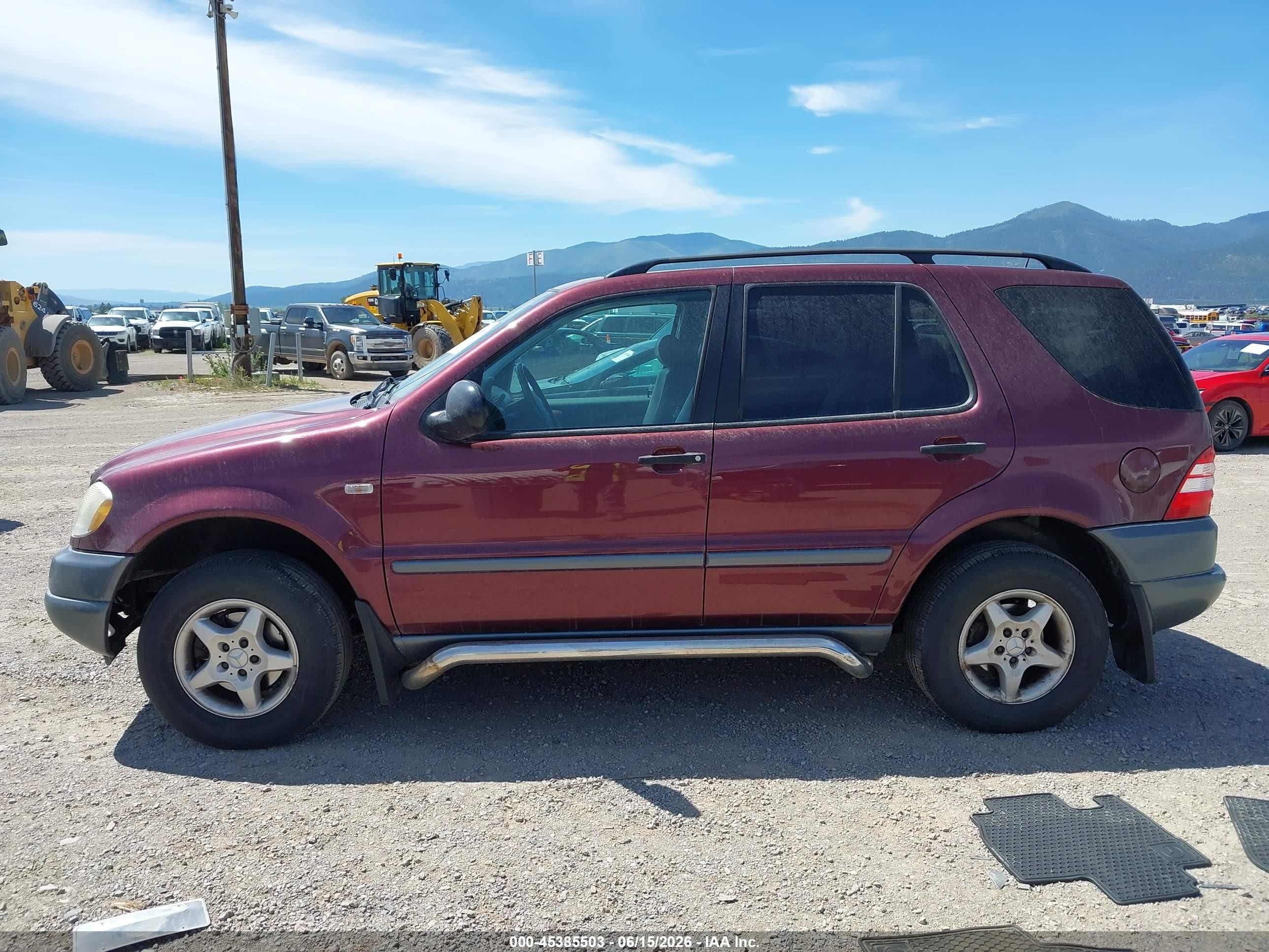 1999 Mercedes-benz Ml 320 Maroon vin: 4JGAB54E5XA098718