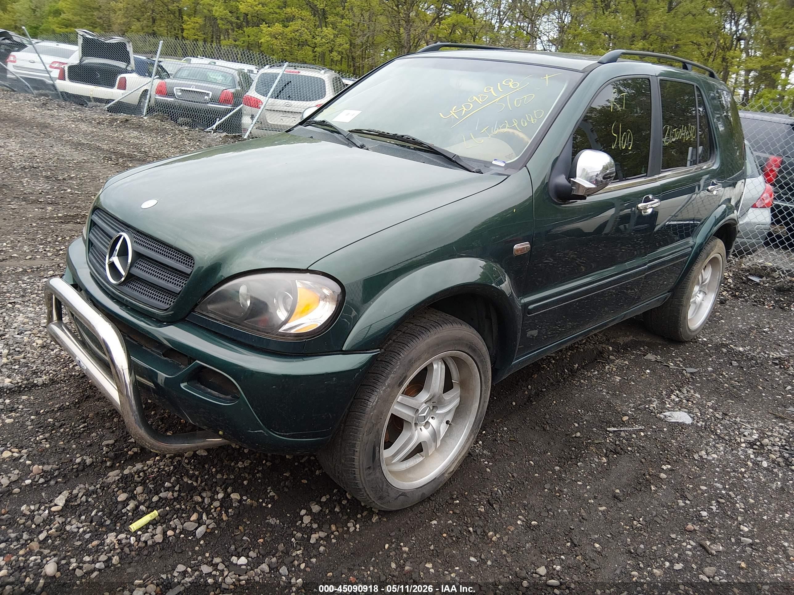 2000 Mercedes-benz Ml 320   Green vin: 4JGAB54E5YA166842