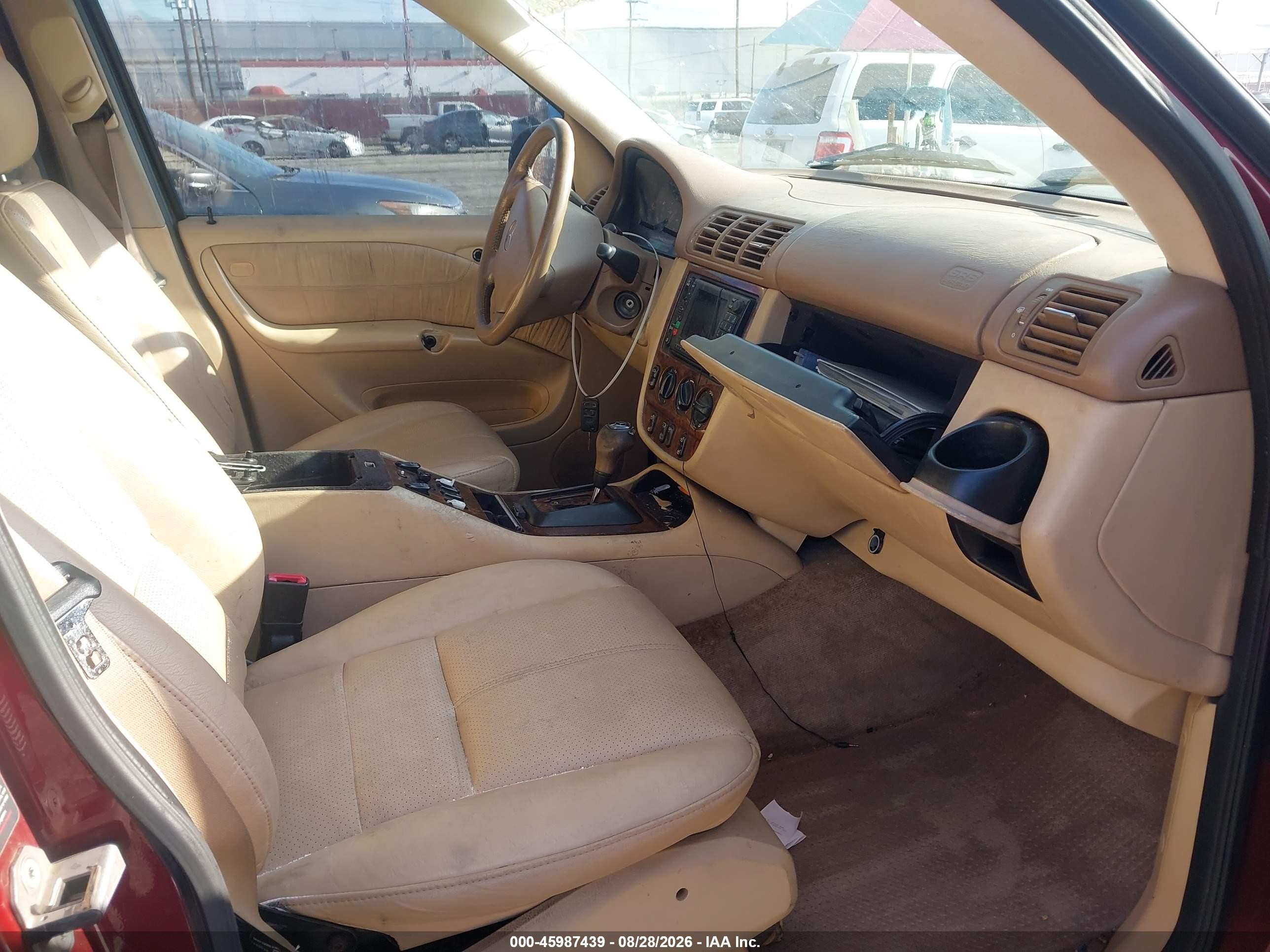 2000 Mercedes-benz Ml 320   Темно-бордовый vin: 4JGAB54E6YA199445