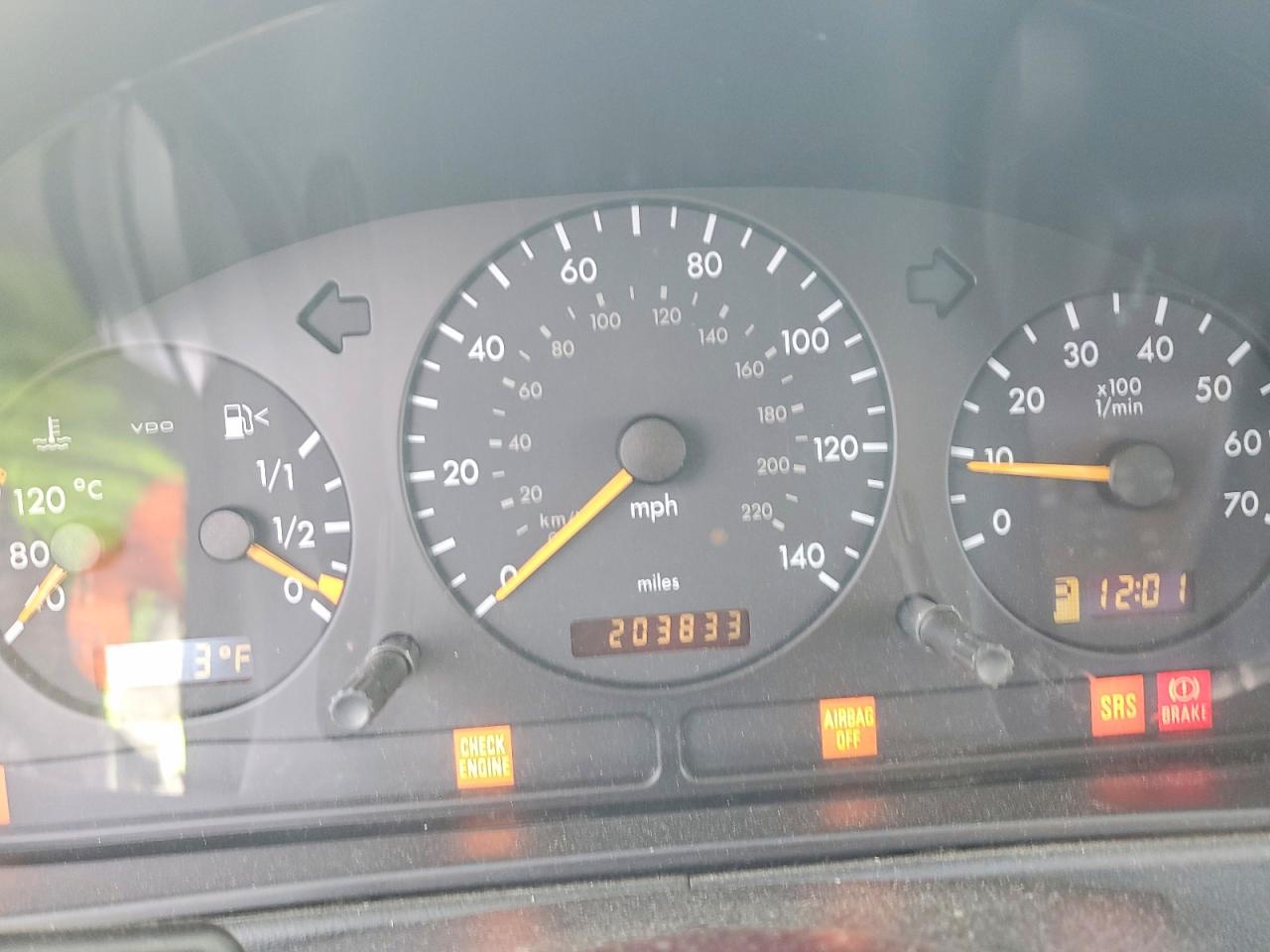 2000 Mercedes-benz Ml 320 Серебряный vin: 4JGAB54E6YA210542