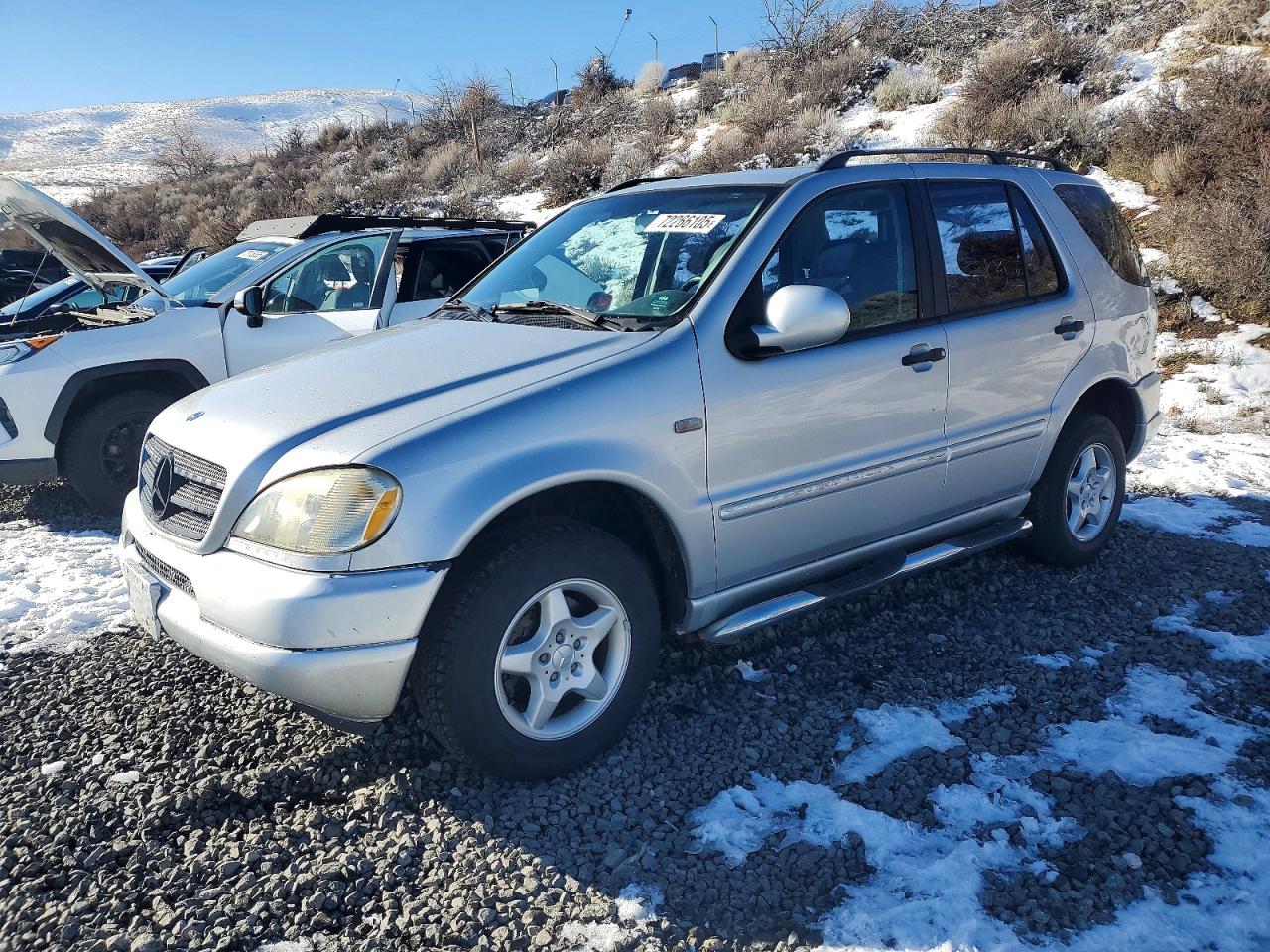 2000 Mercedes-benz Ml 320 Silver vin: 4JGAB54E6YA210542