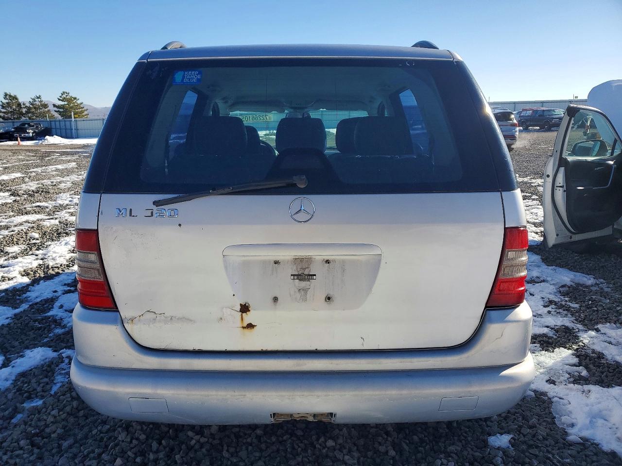 2000 Mercedes-benz Ml 320 Серебряный vin: 4JGAB54E6YA210542