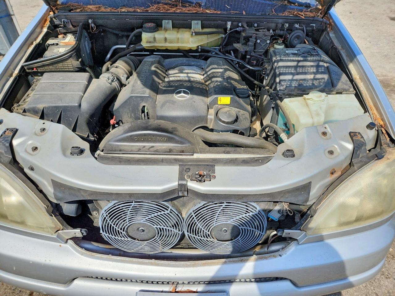 2000 Mercedes-benz Ml 320 Серебряный vin: 4JGAB54E6YA221301