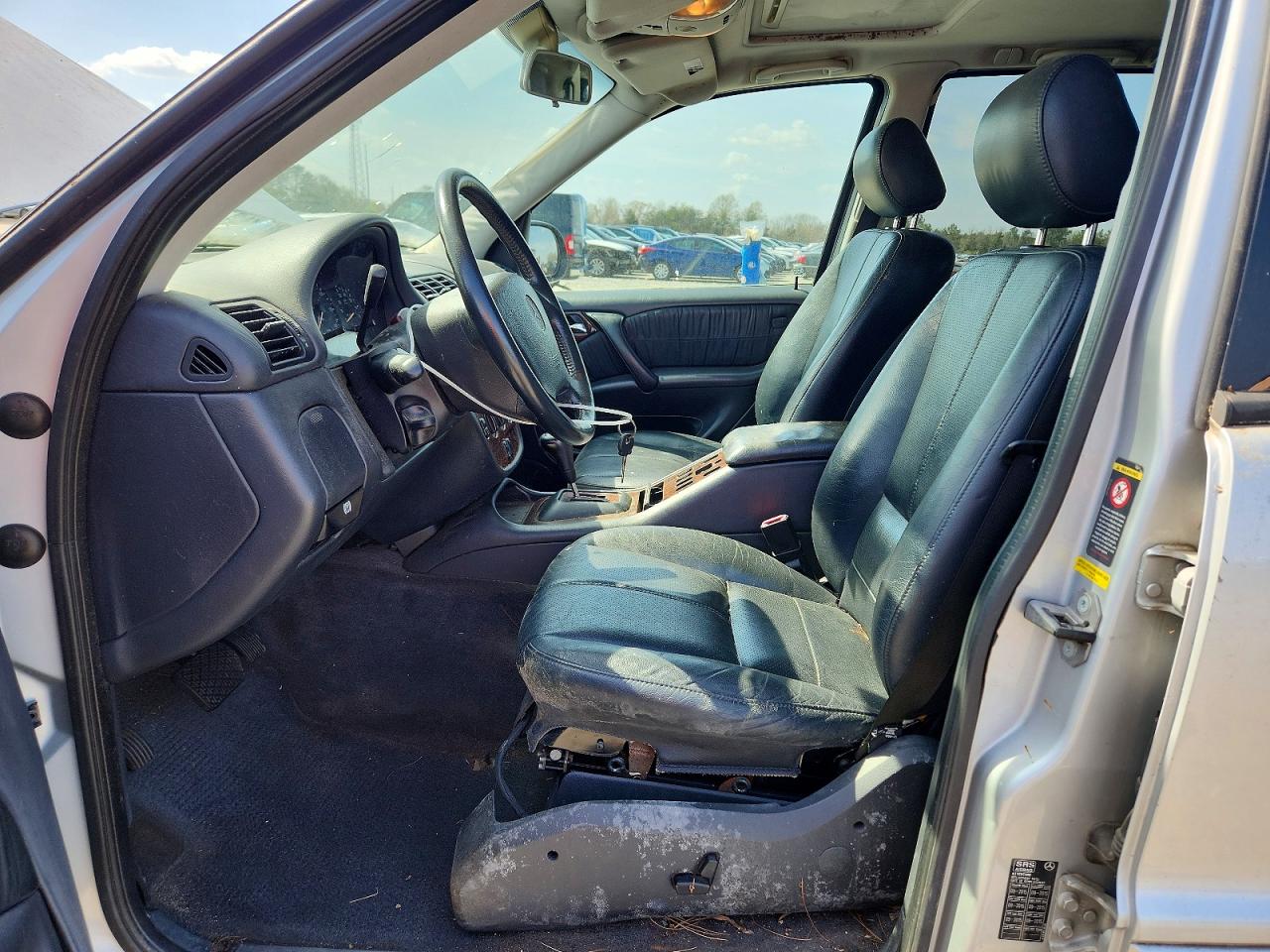 2000 Mercedes-benz Ml 320 Серебряный vin: 4JGAB54E6YA221301