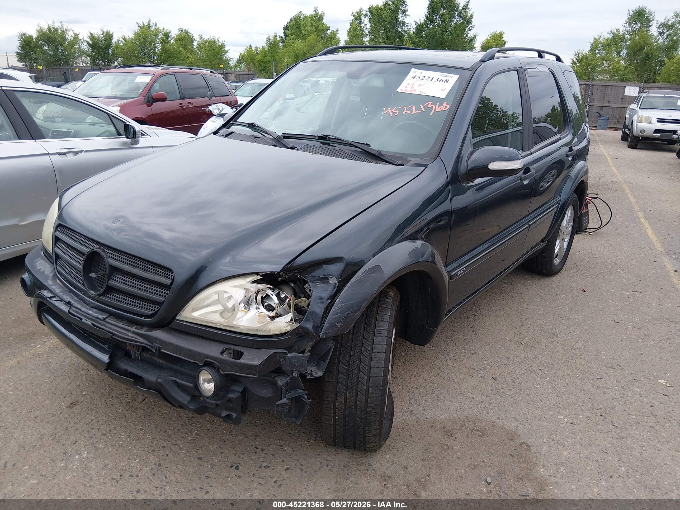 2002 Mercedes-benz Ml 320   Black vin: 4JGAB54E72A348971
