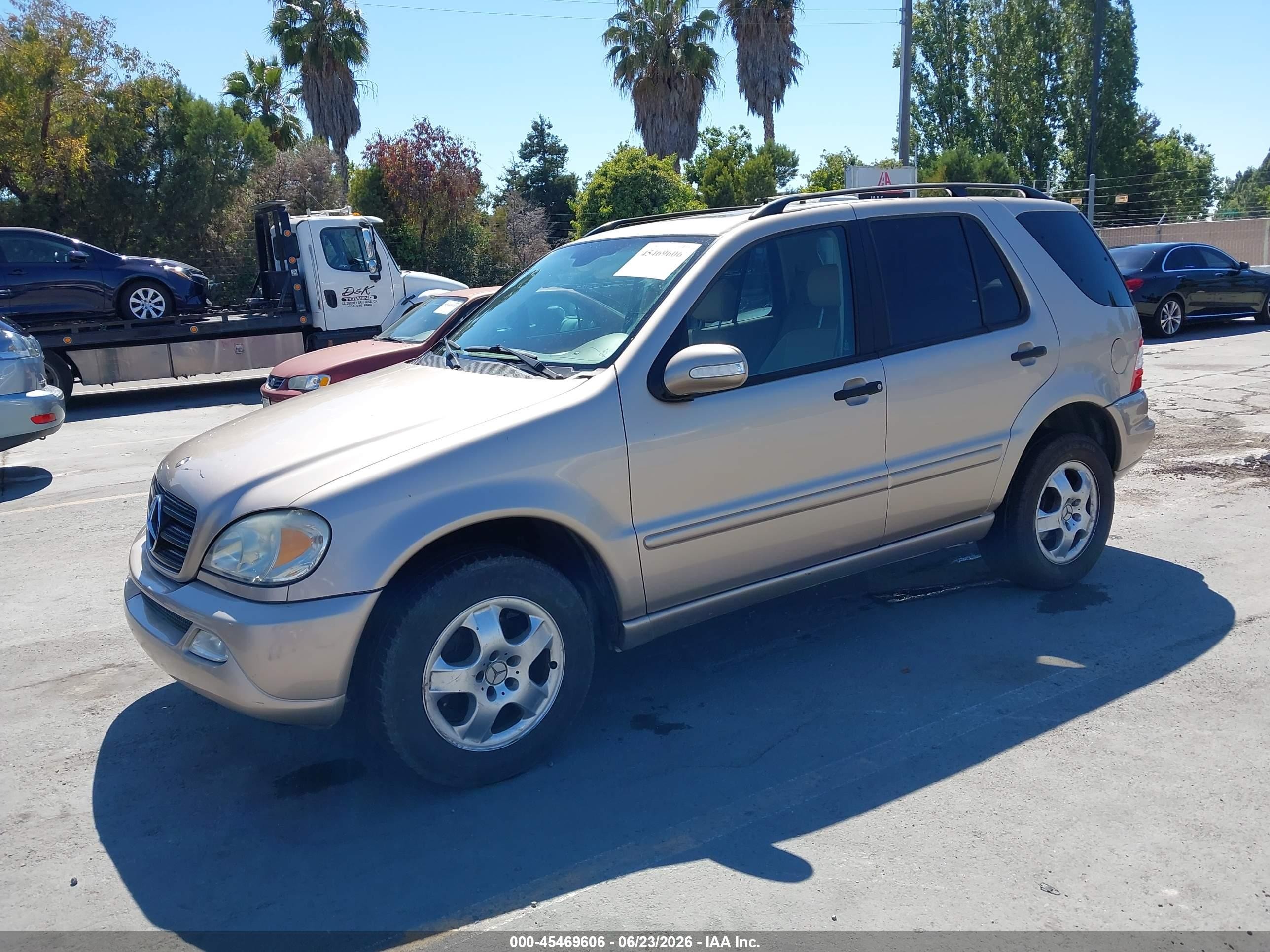 2003 Mercedes-benz Ml 320   Gold vin: 4JGAB54E73A391918