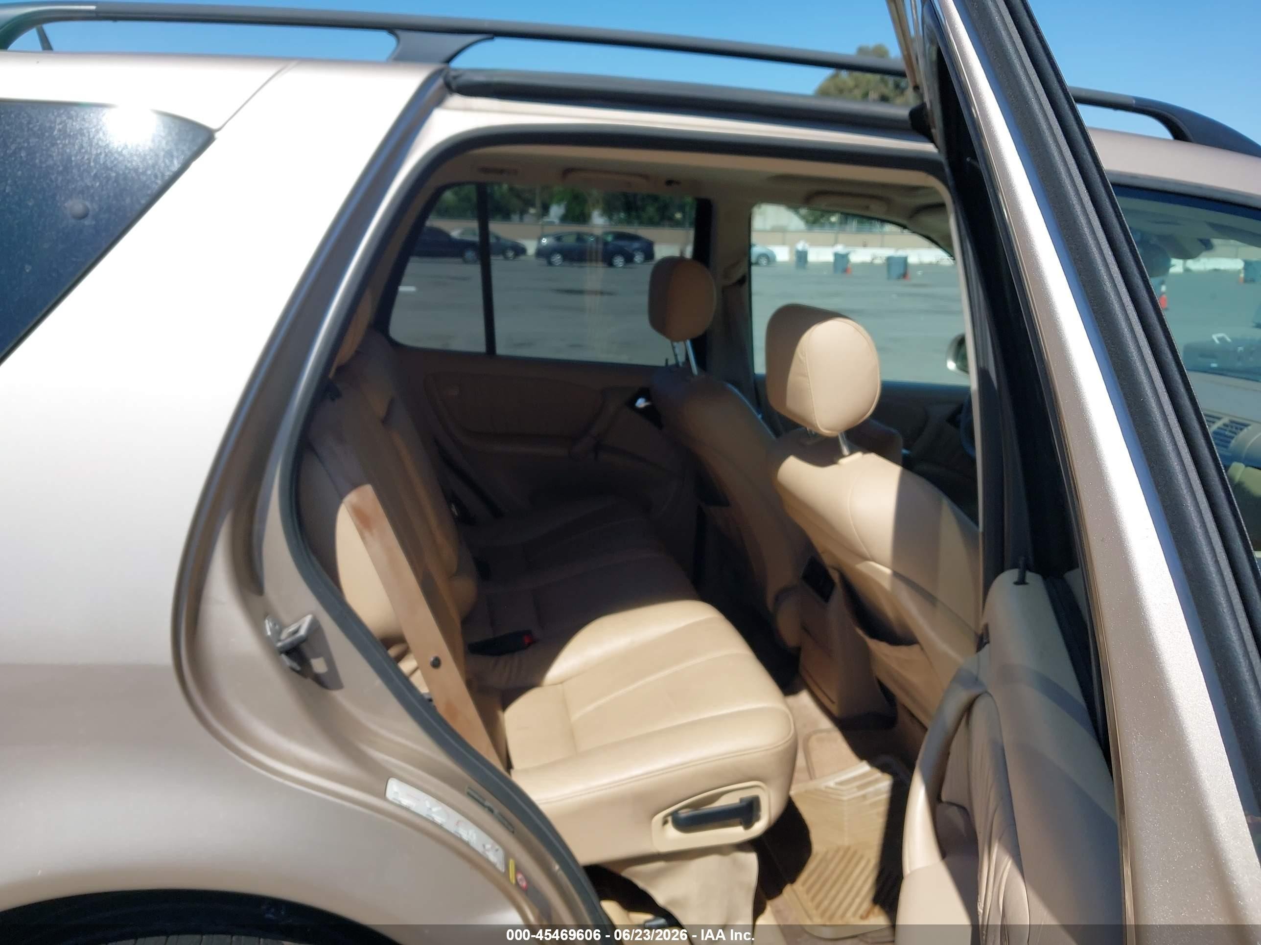2003 Mercedes-benz Ml 320   Gold vin: 4JGAB54E73A391918