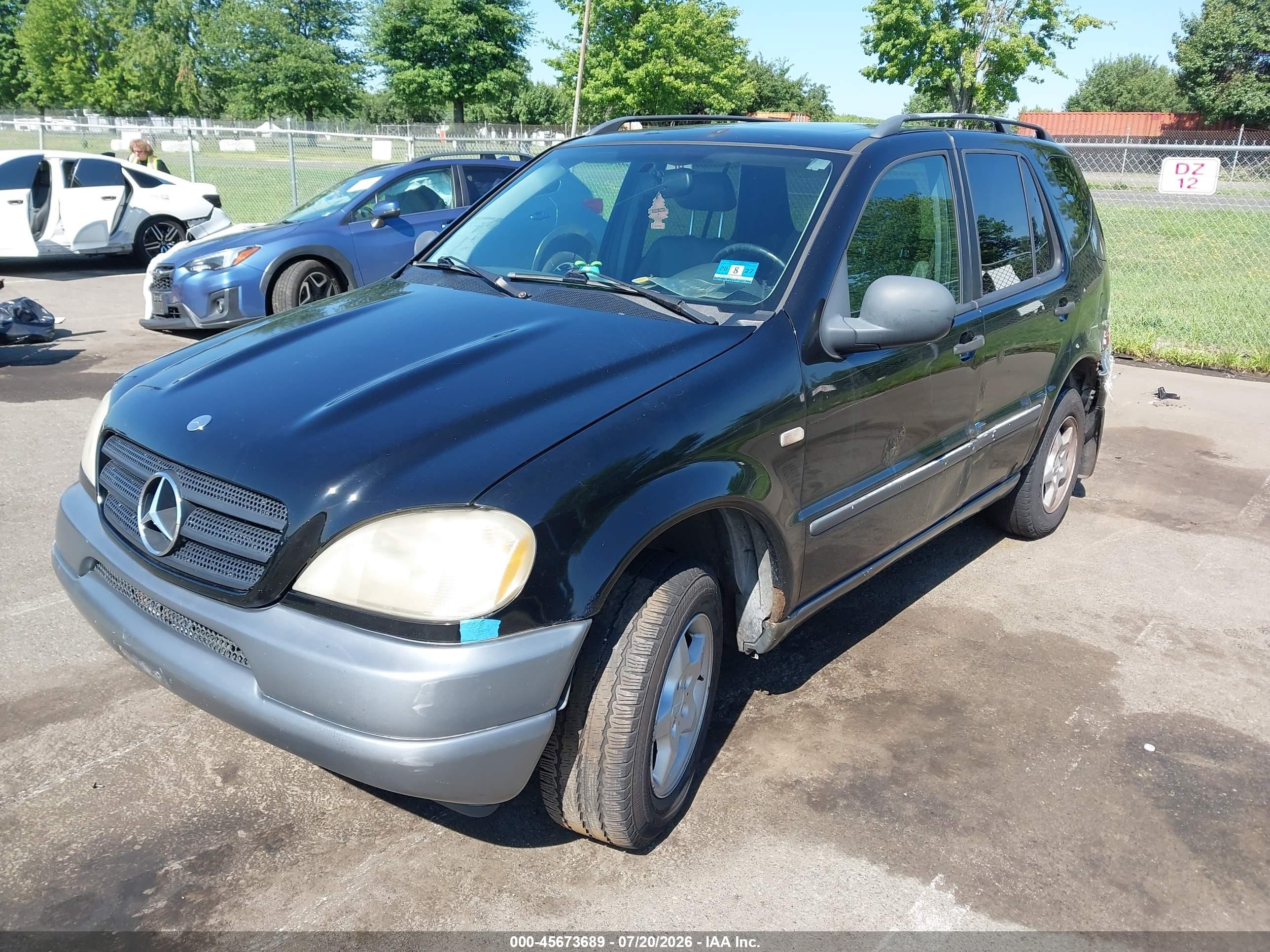1999 Mercedes-benz Ml 320   Black vin: 4JGAB54E7XA087915