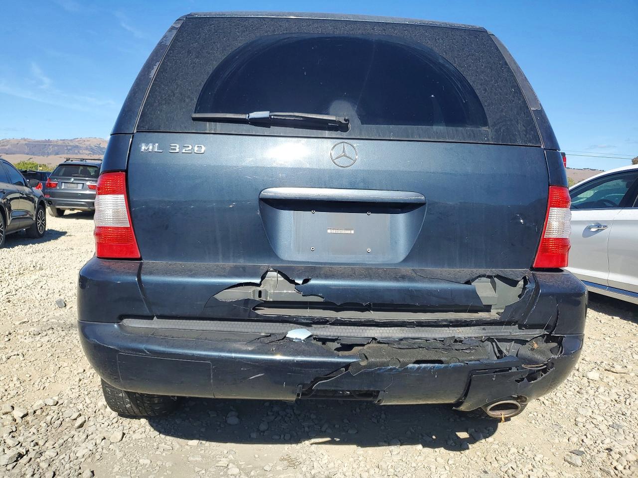 2002 Mercedes-benz Ml 320 Black vin: 4JGAB54E82A307930
