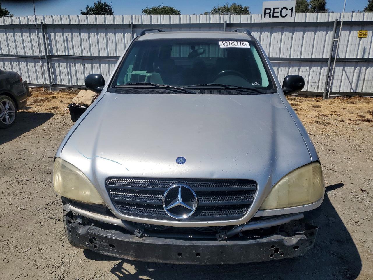 1998 Mercedes-benz Ml 320 Silver vin: 4JGAB54E8WA037507
