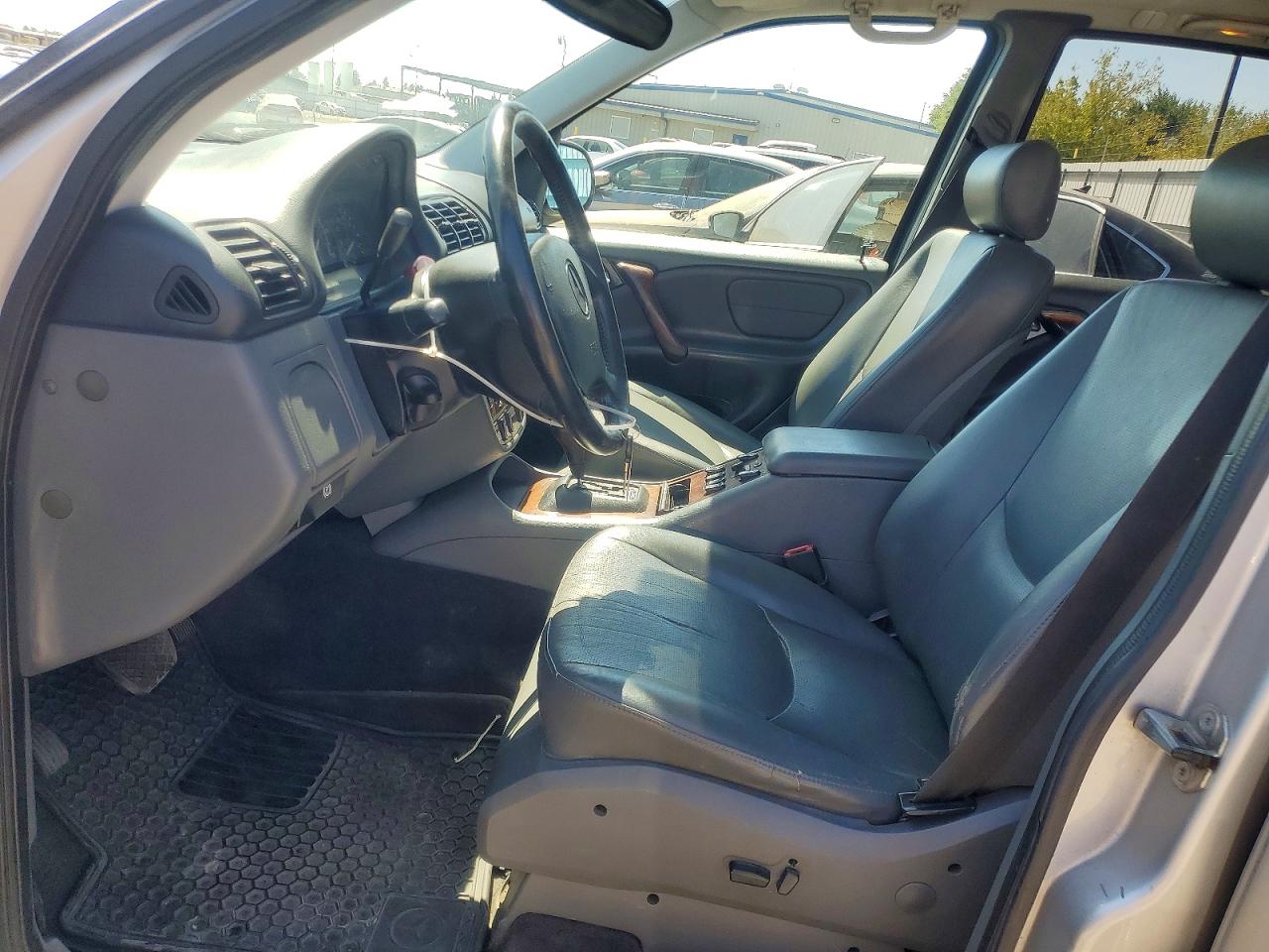 1998 Mercedes-benz Ml 320 Silver vin: 4JGAB54E8WA037507