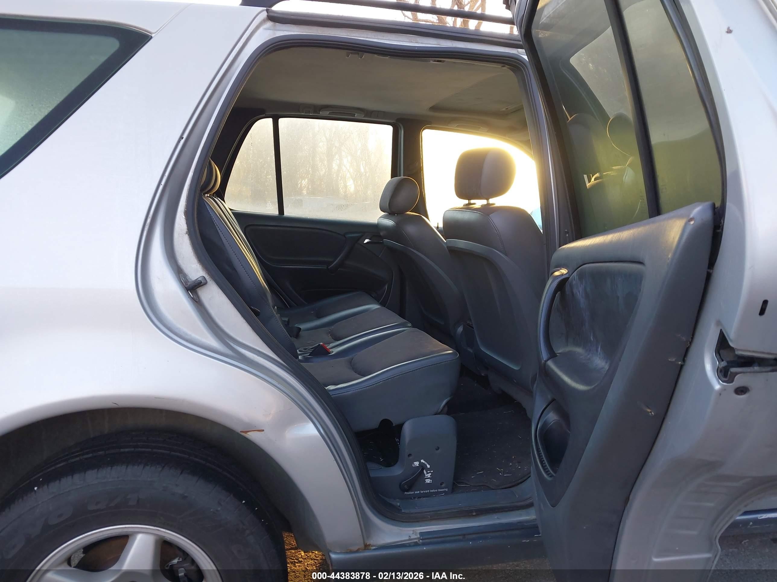 1999 Mercedes-benz Ml 320   Серебряный vin: 4JGAB54E8XA078625