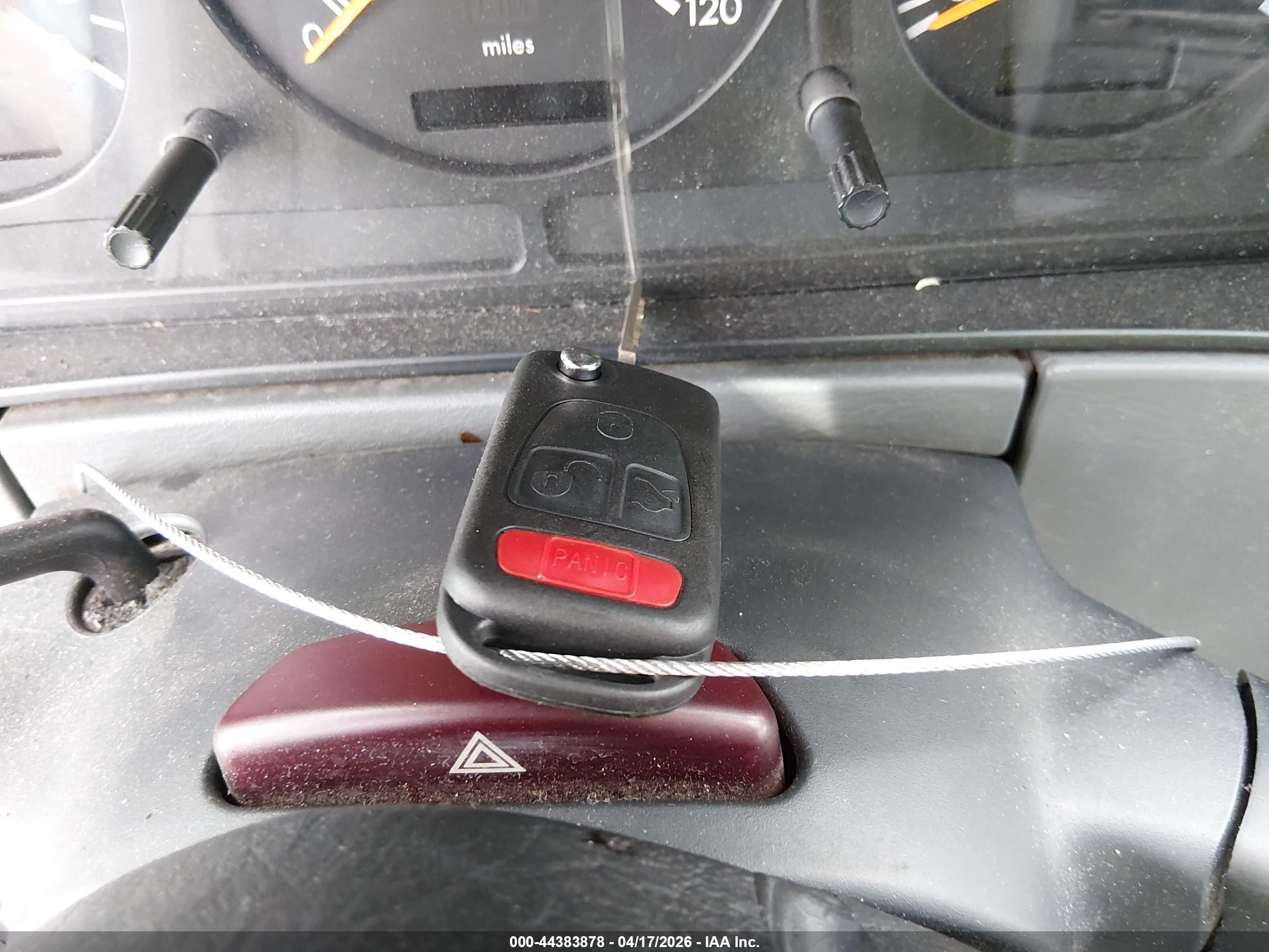 1999 Mercedes-benz Ml 320   Серебряный vin: 4JGAB54E8XA078625