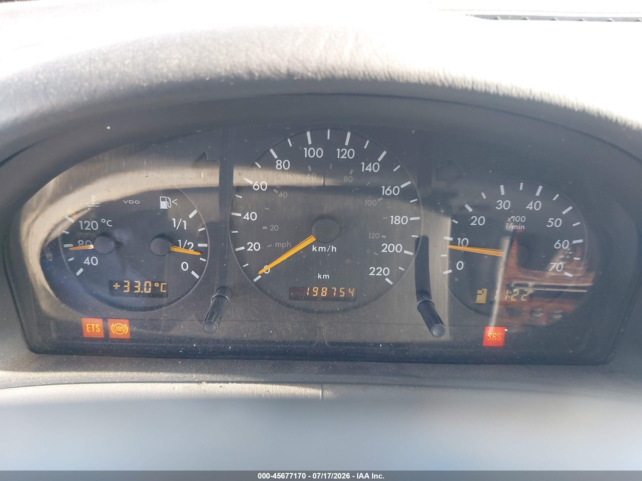2000 Mercedes-benz Ml 320 Black vin: 4JGAB54E8YA161957