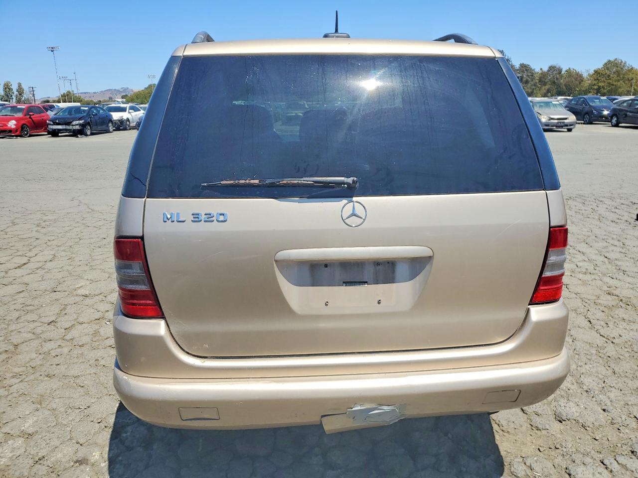 2001 Mercedes-benz Ml 320 Серебряный vin: 4JGAB54E91A243203