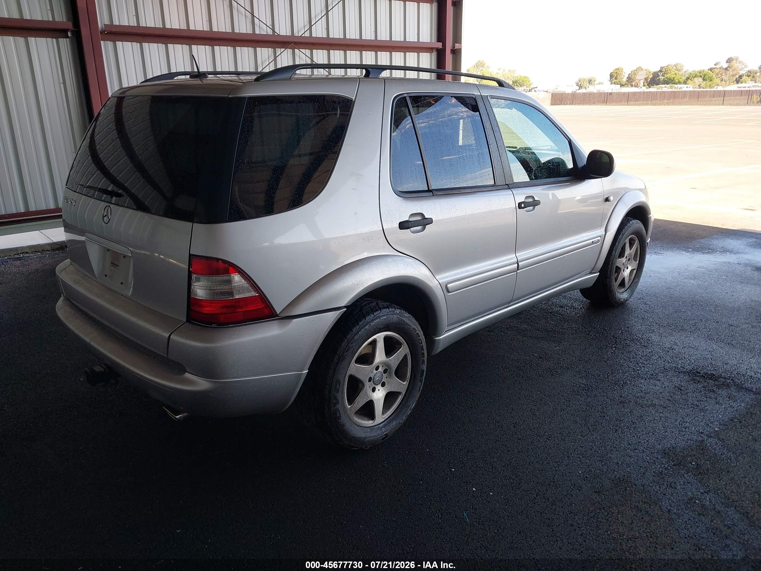 2001 Mercedes-benz Ml 320   Silver vin: 4JGAB54E91A284866
