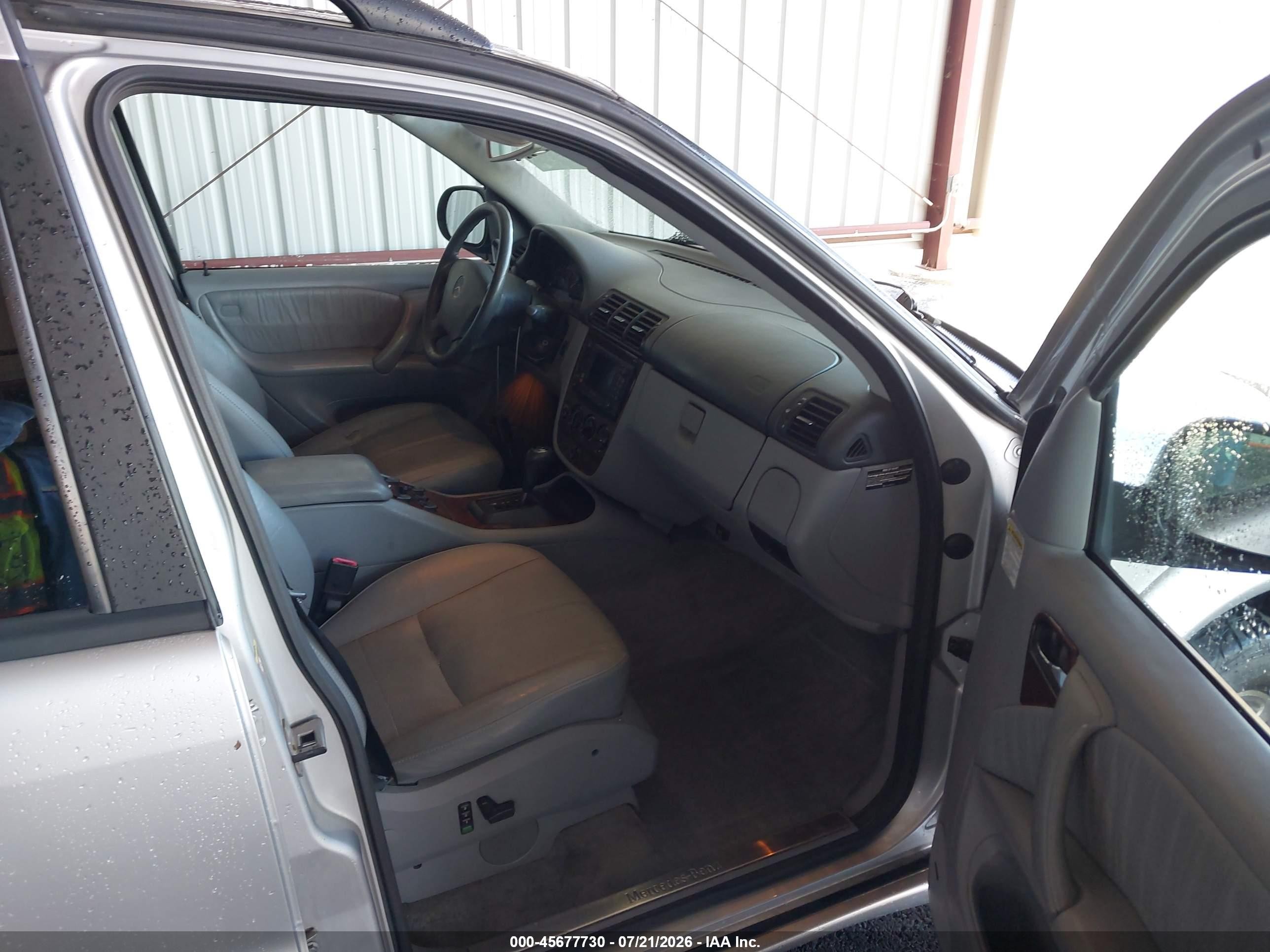 2001 Mercedes-benz Ml 320   Silver vin: 4JGAB54E91A284866