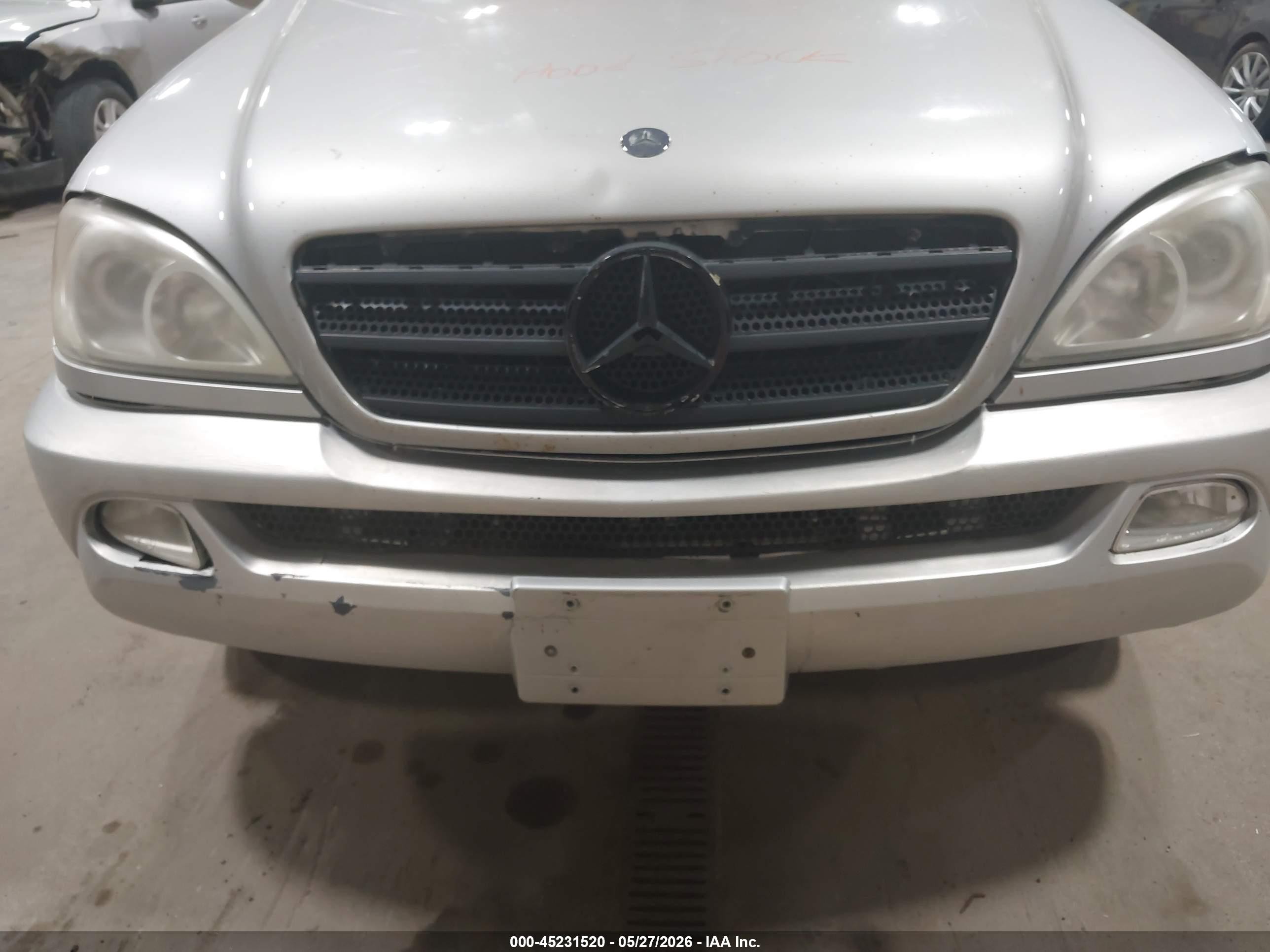 2002 Mercedes-benz Ml 320   Silver vin: 4JGAB54E92A326079