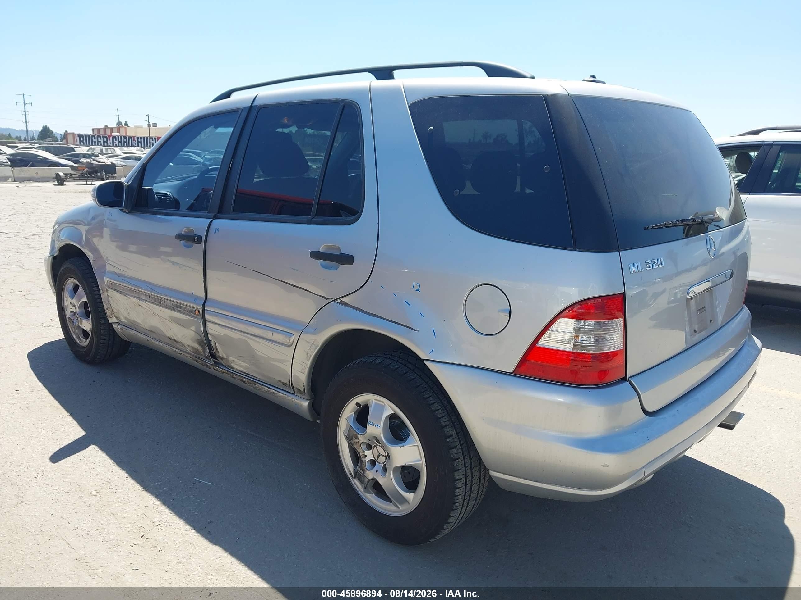 2002 Mercedes-benz Ml 320   Silver vin: 4JGAB54E92A354299