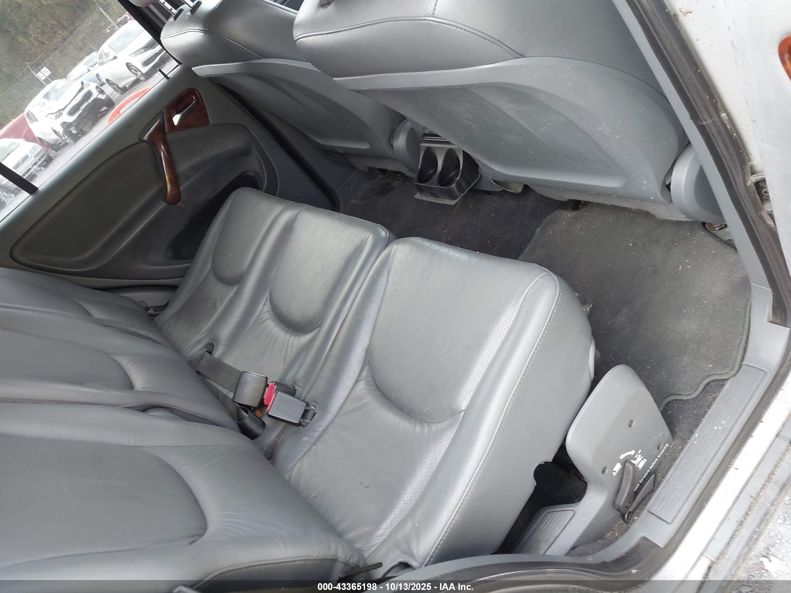 1998 Mercedes-benz Ml 320 Classic Серебряный vin: 4JGAB54E9WA044658