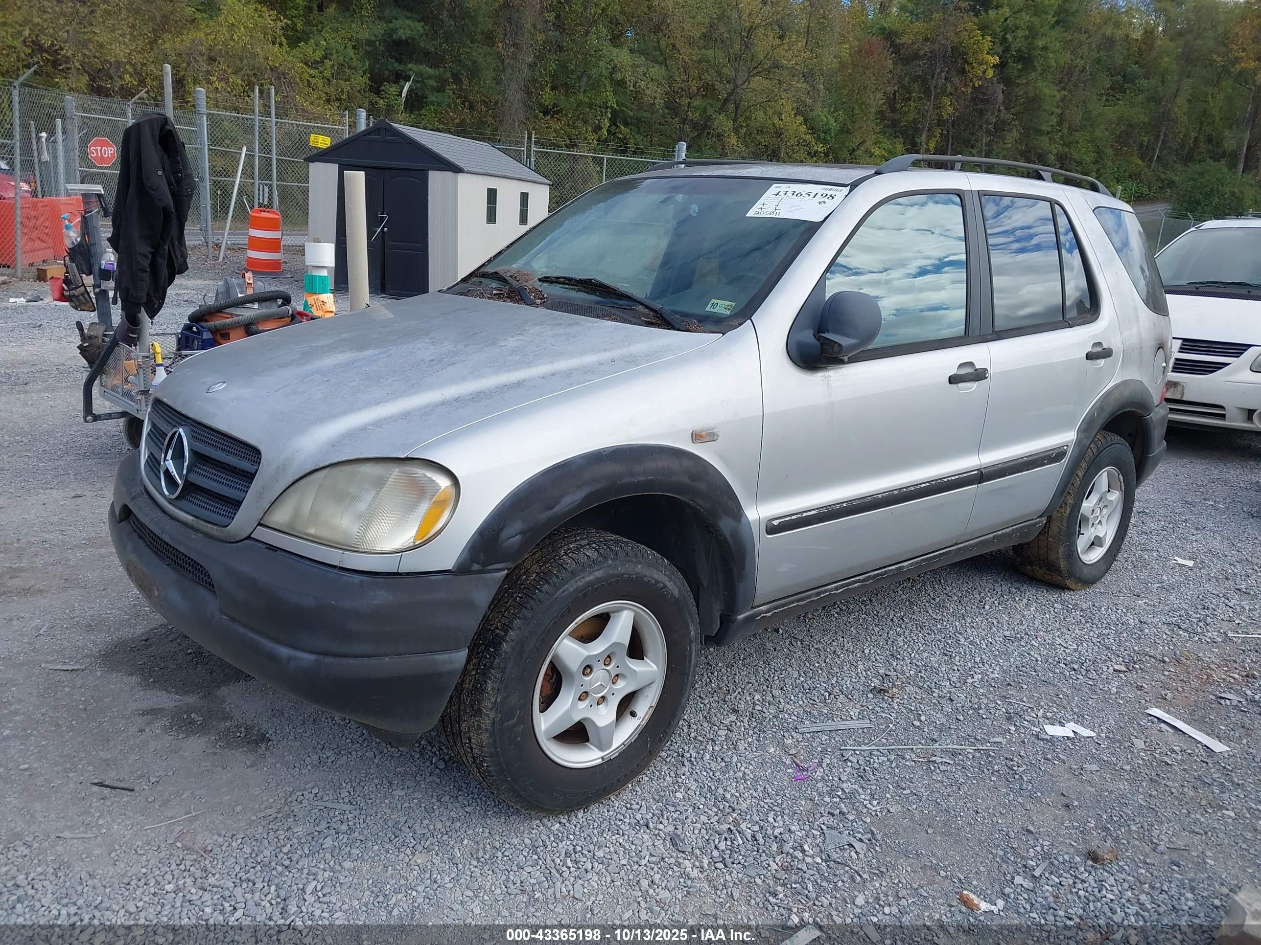 1998 Mercedes-benz Ml 320 Classic Серебряный vin: 4JGAB54E9WA044658