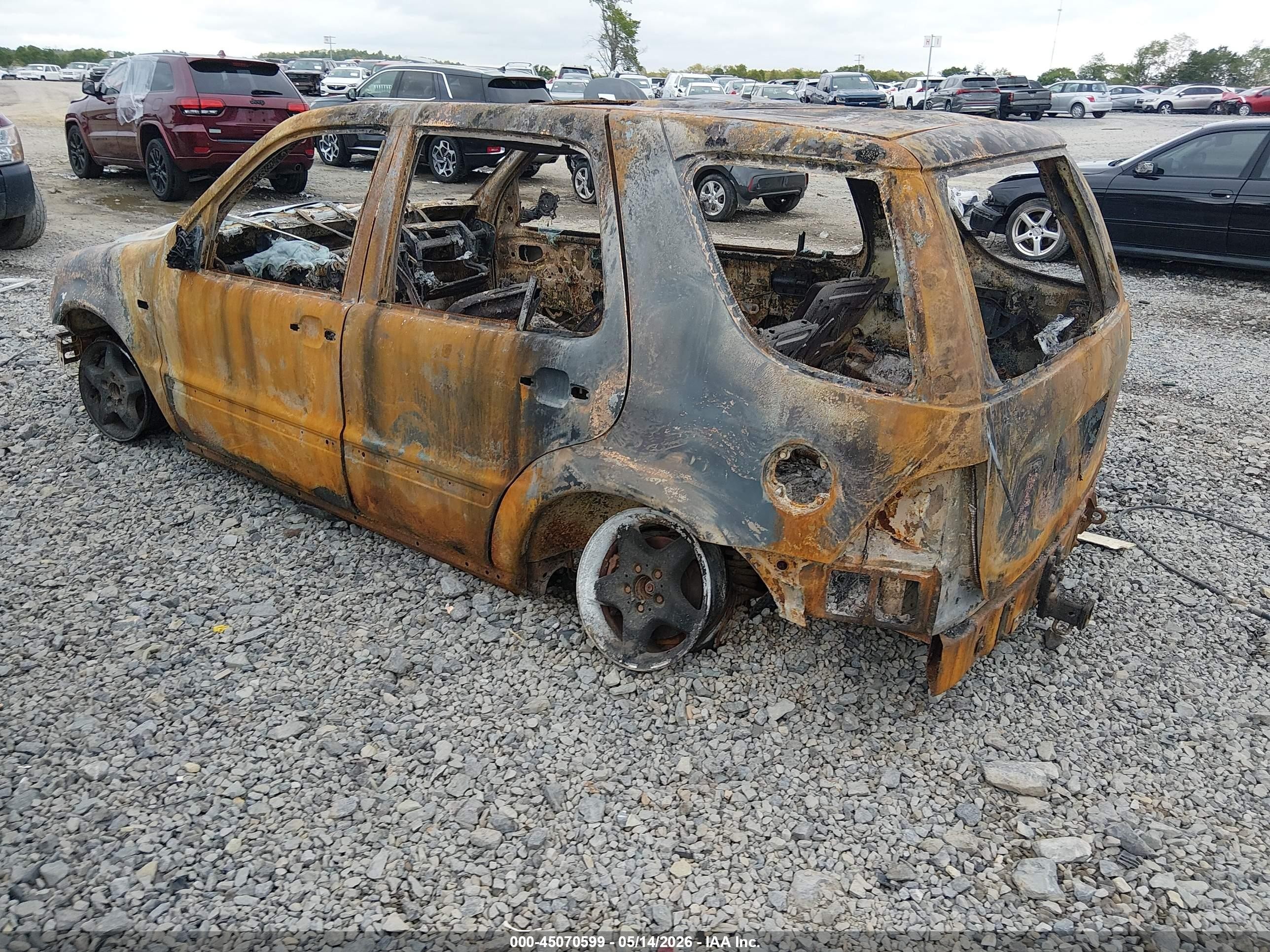 2000 Mercedes-benz Ml 320   Brown vin: 4JGAB54E9YA161269