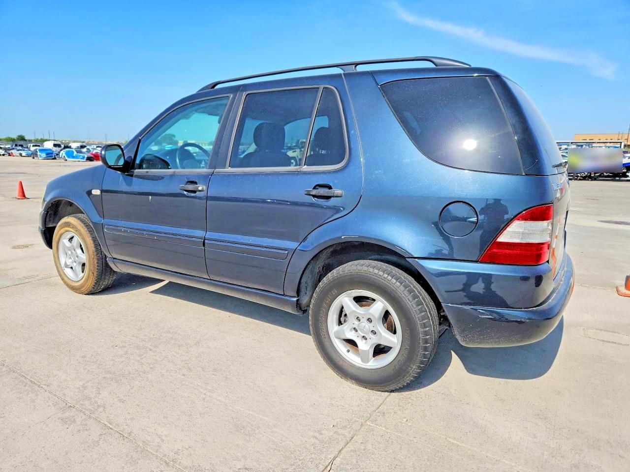 2000 Mercedes-benz Ml 320 Blue vin: 4JGAB54E9YA174586