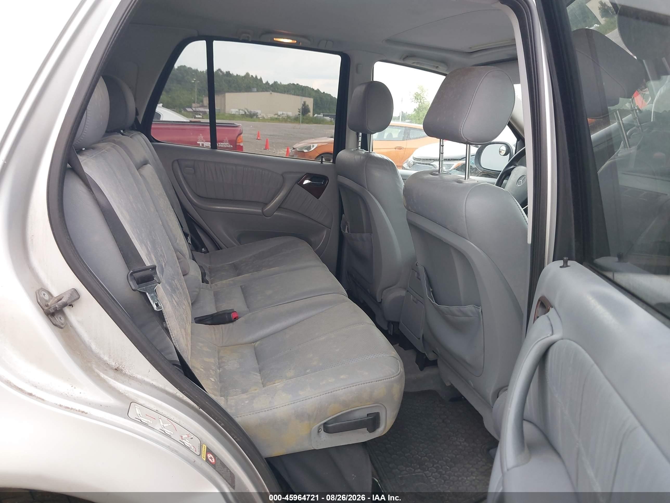 2001 Mercedes-benz Ml 320   Silver vin: 4JGAB54EX1A252363