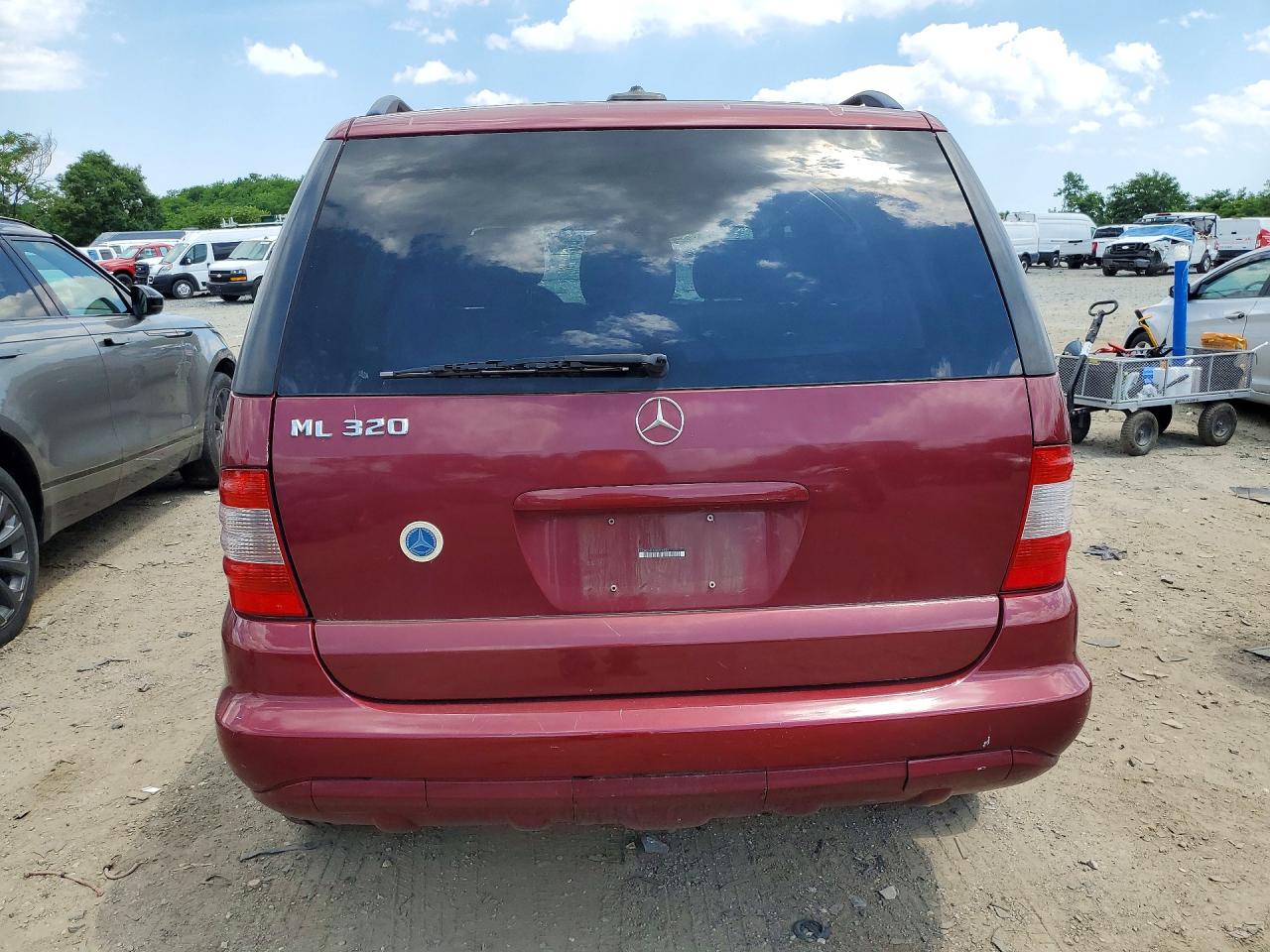2002 Mercedes-benz Ml 320 Burgundy vin: 4JGAB54EX2A314555