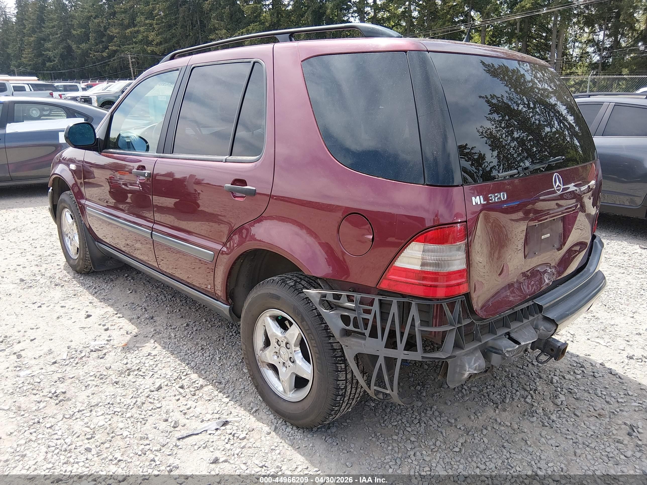 1998 Mercedes-benz Ml 320 Classic Red vin: 4JGAB54EXWA012401