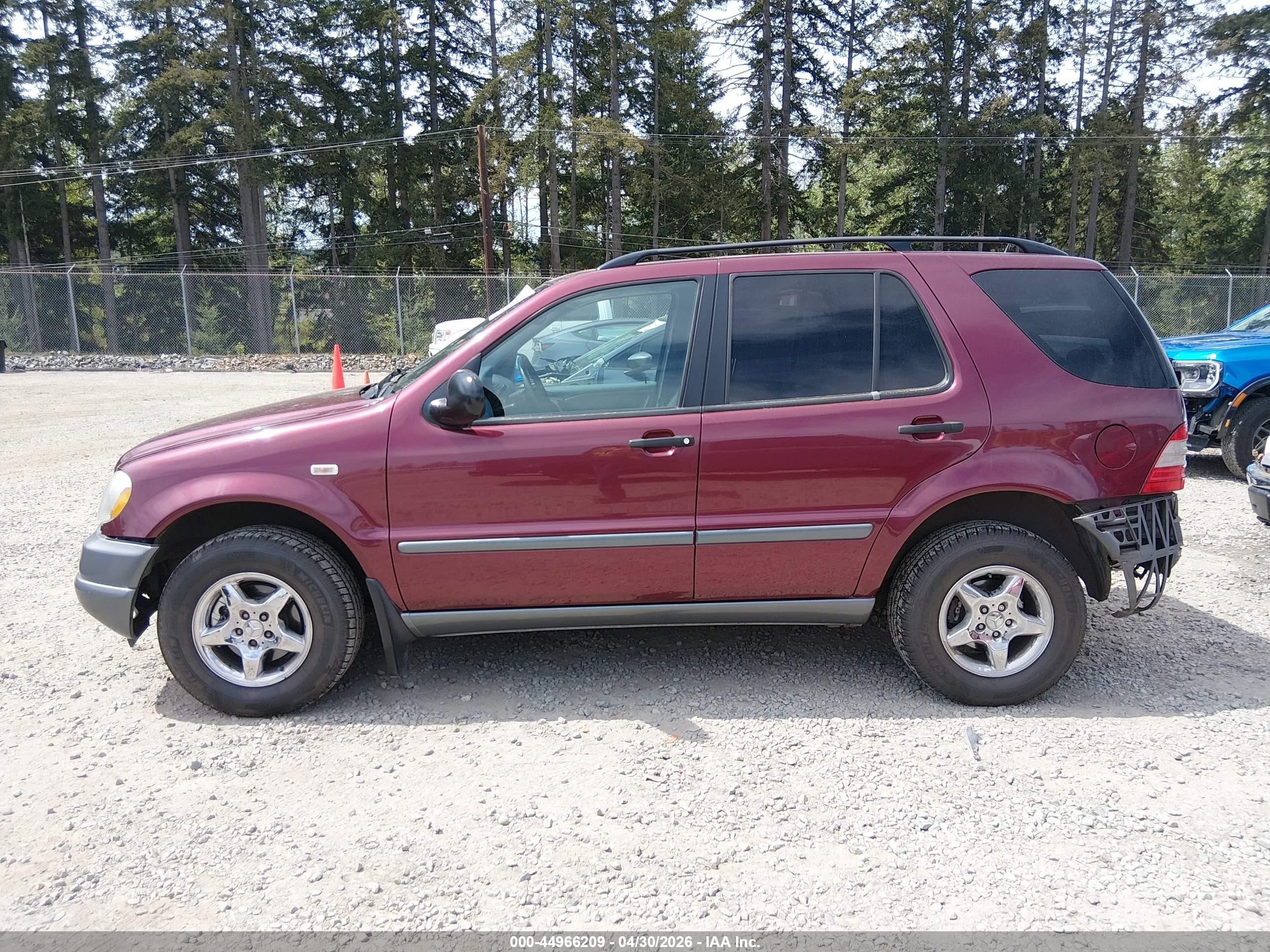 1998 Mercedes-benz Ml 320 Classic Red vin: 4JGAB54EXWA012401