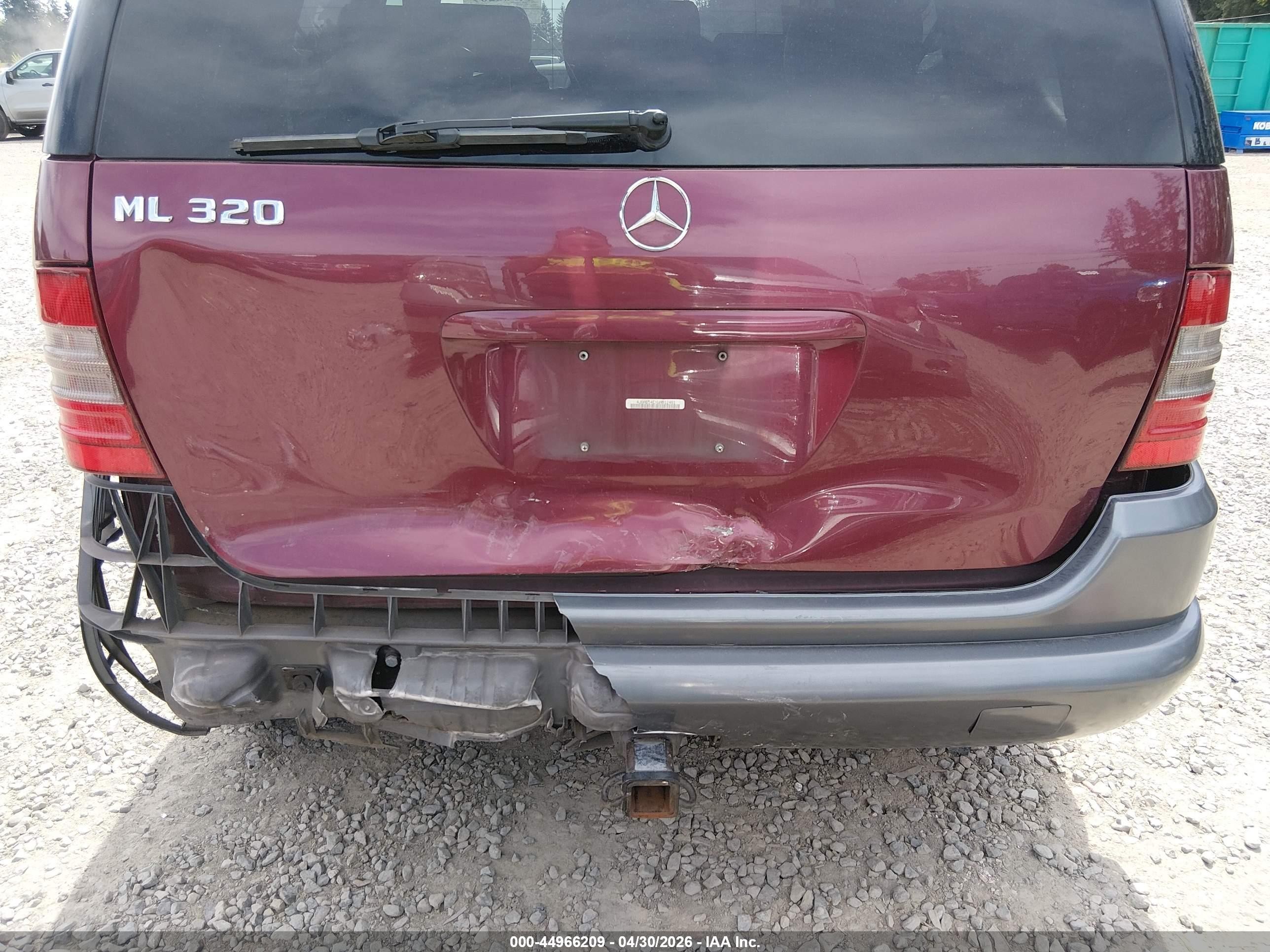 1998 Mercedes-benz Ml 320 Classic Red vin: 4JGAB54EXWA012401