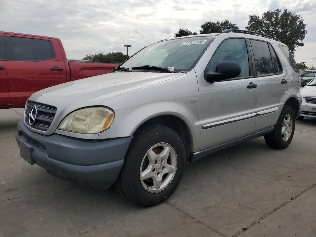 1999 Mercedes-benz Ml 320 Silver vin: 4JGAB54EXXA144608