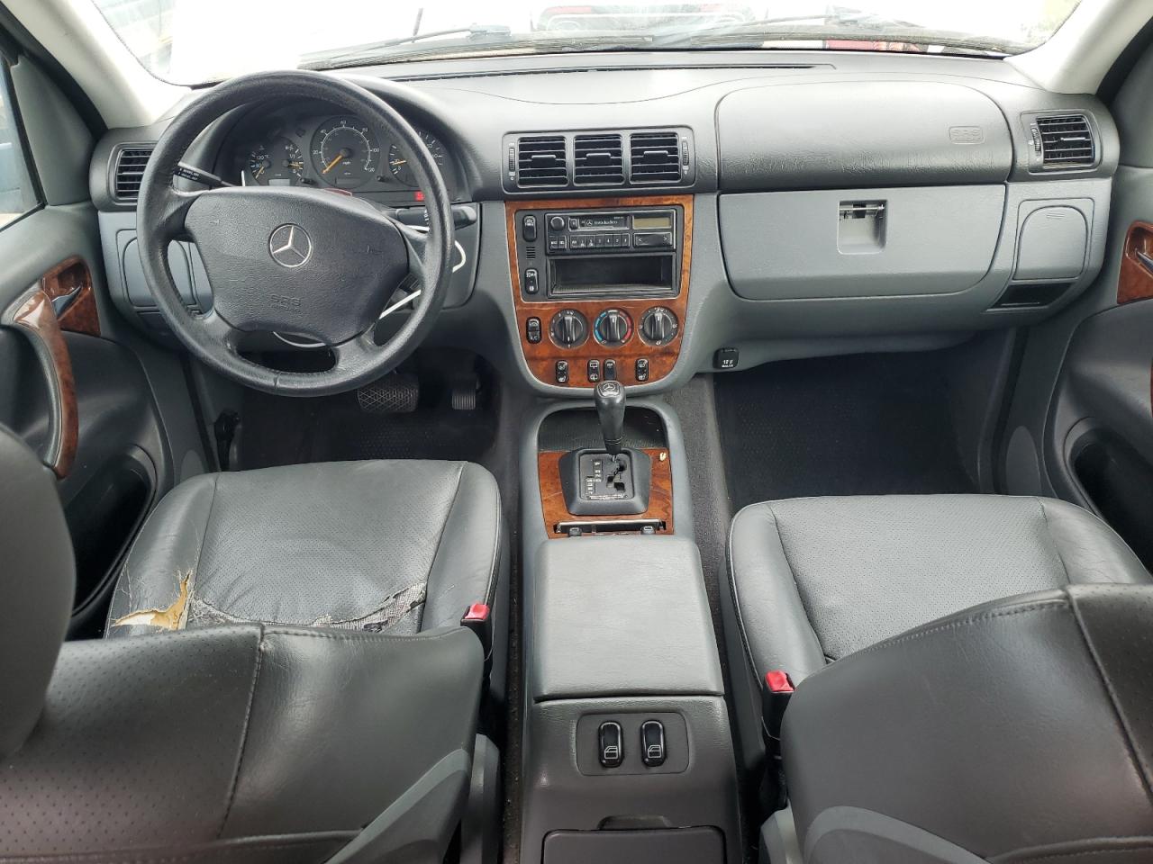 1999 Mercedes-benz Ml 320 Silver vin: 4JGAB54EXXA144608
